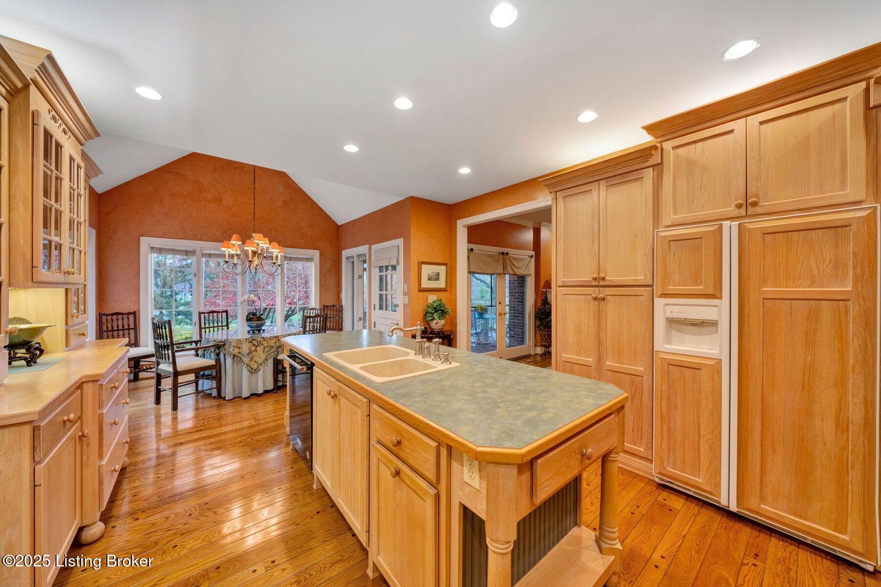 1101 Oxmoor Woods Pkwy