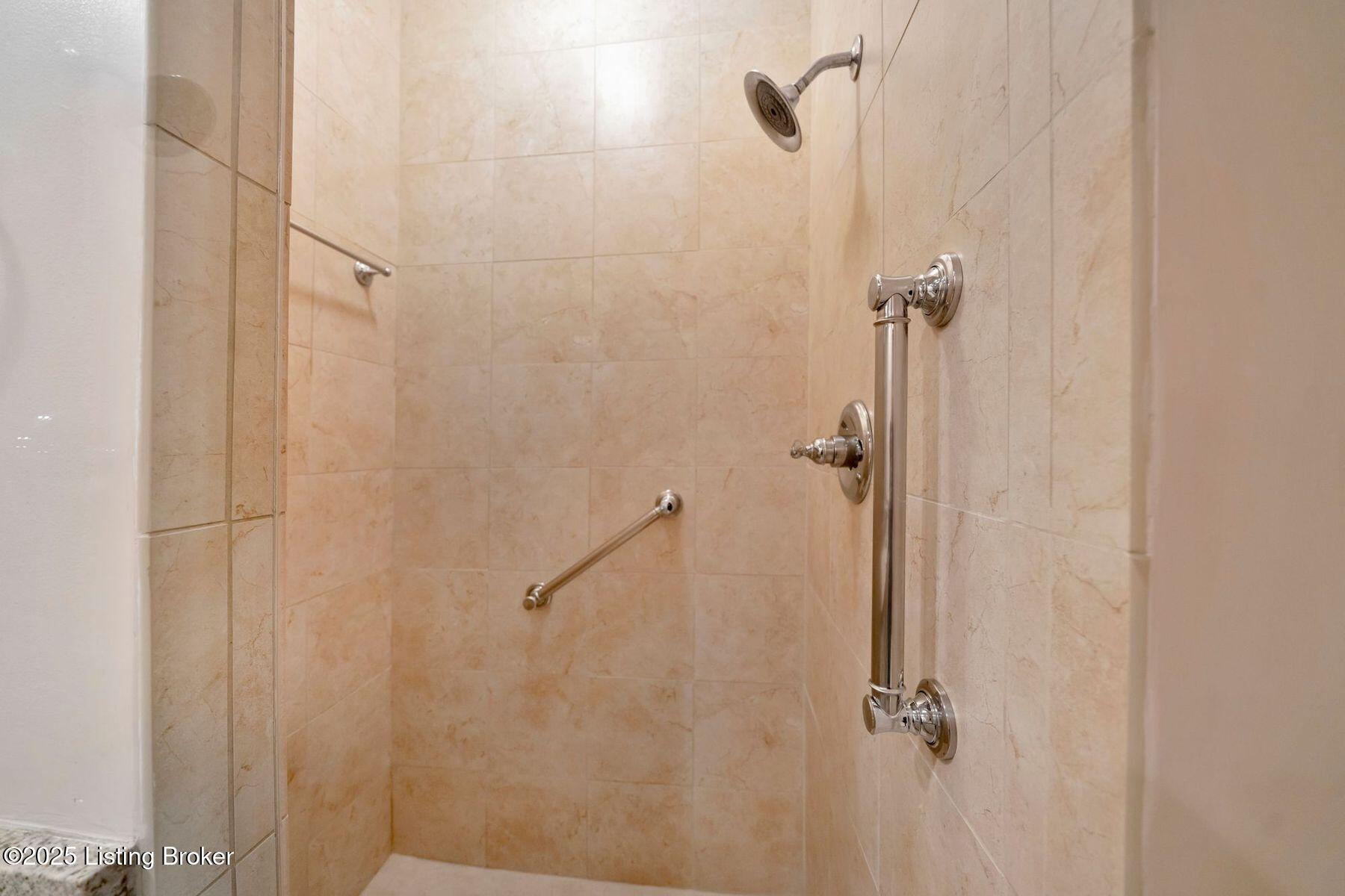 1101 Oxmoor Woods Pkwy