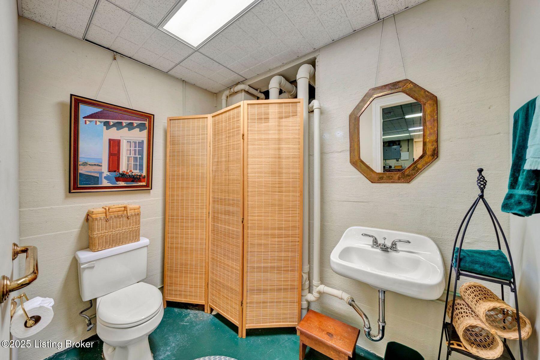 1101 Oxmoor Woods Pkwy