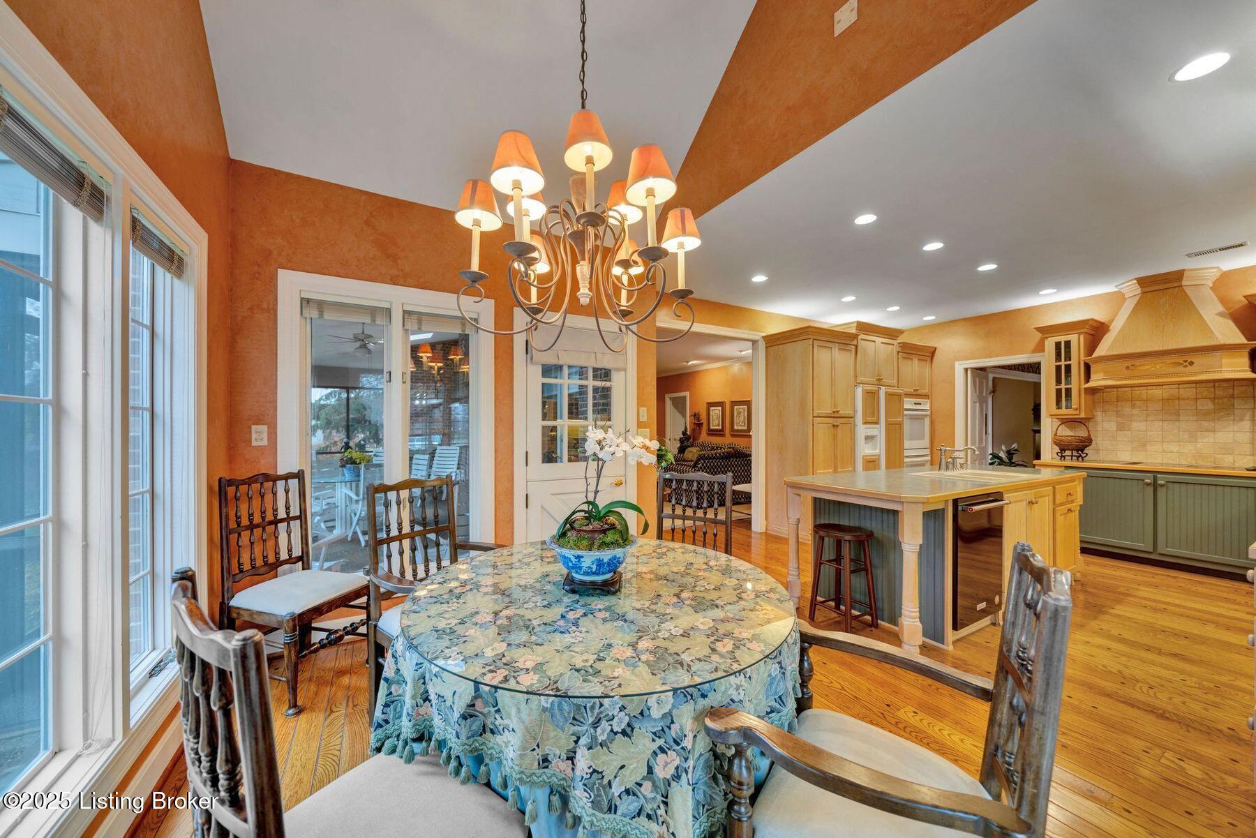 1101 Oxmoor Woods Pkwy