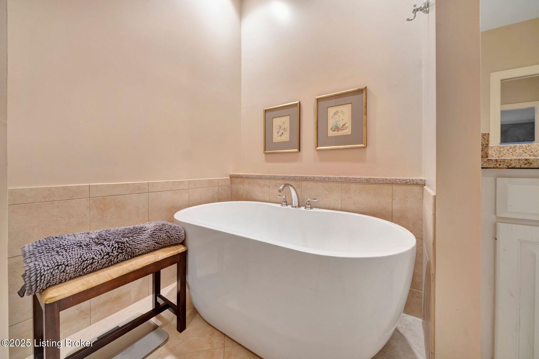 1101 Oxmoor Woods Pkwy