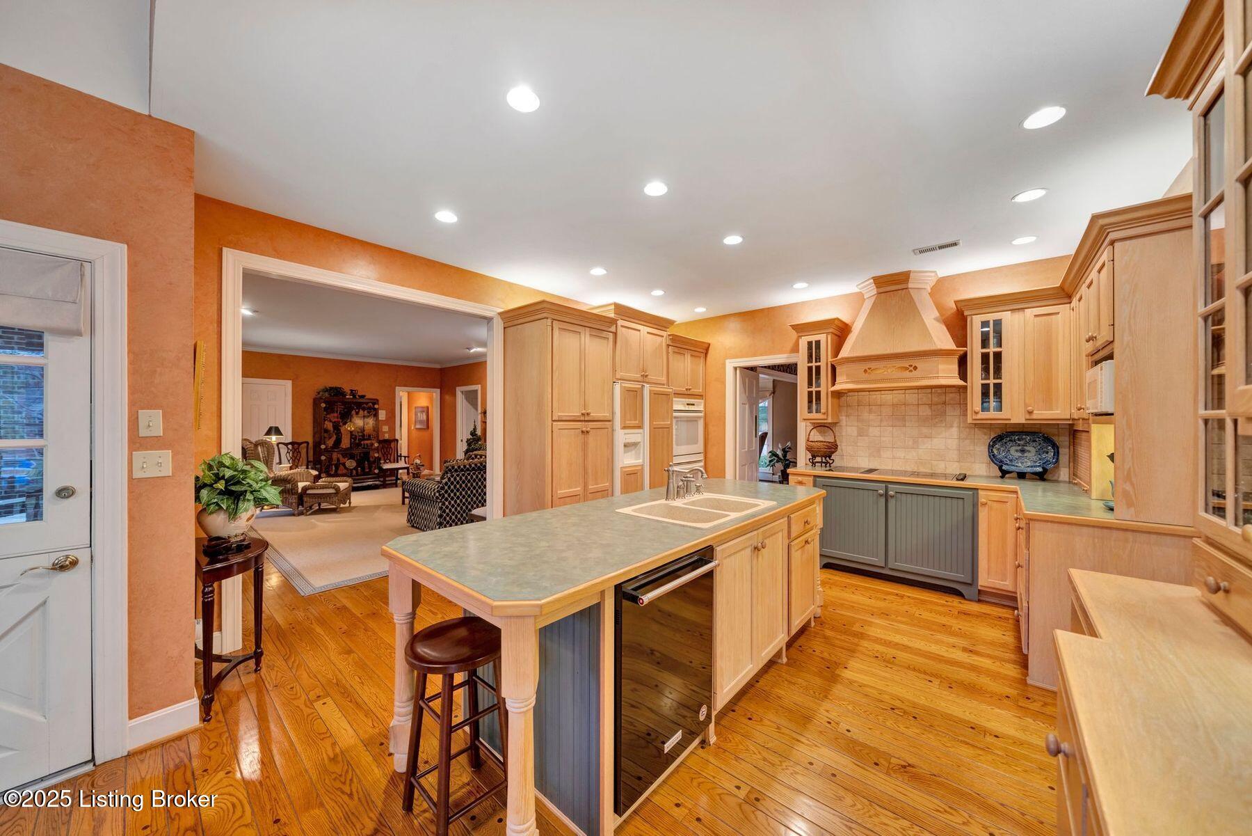 1101 Oxmoor Woods Pkwy