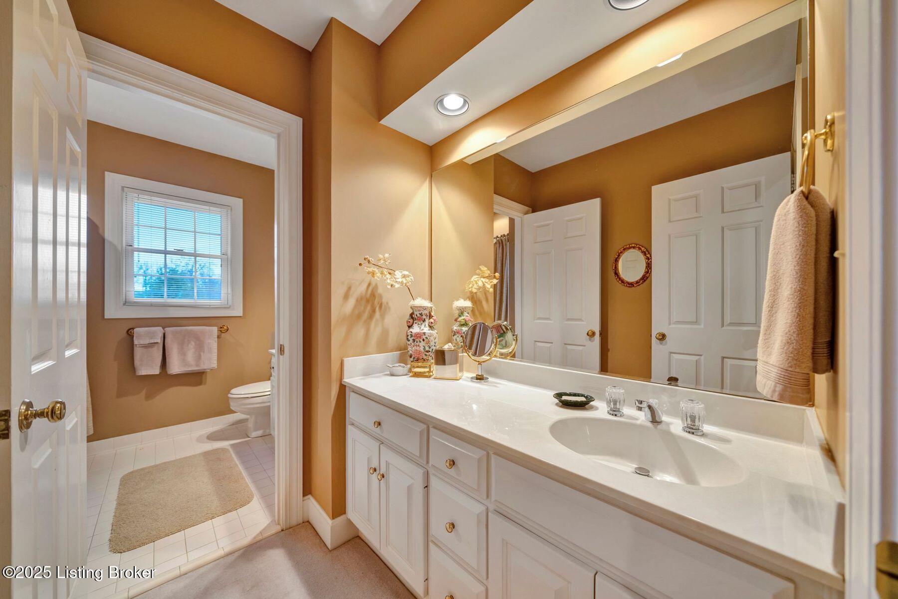 1101 Oxmoor Woods Pkwy