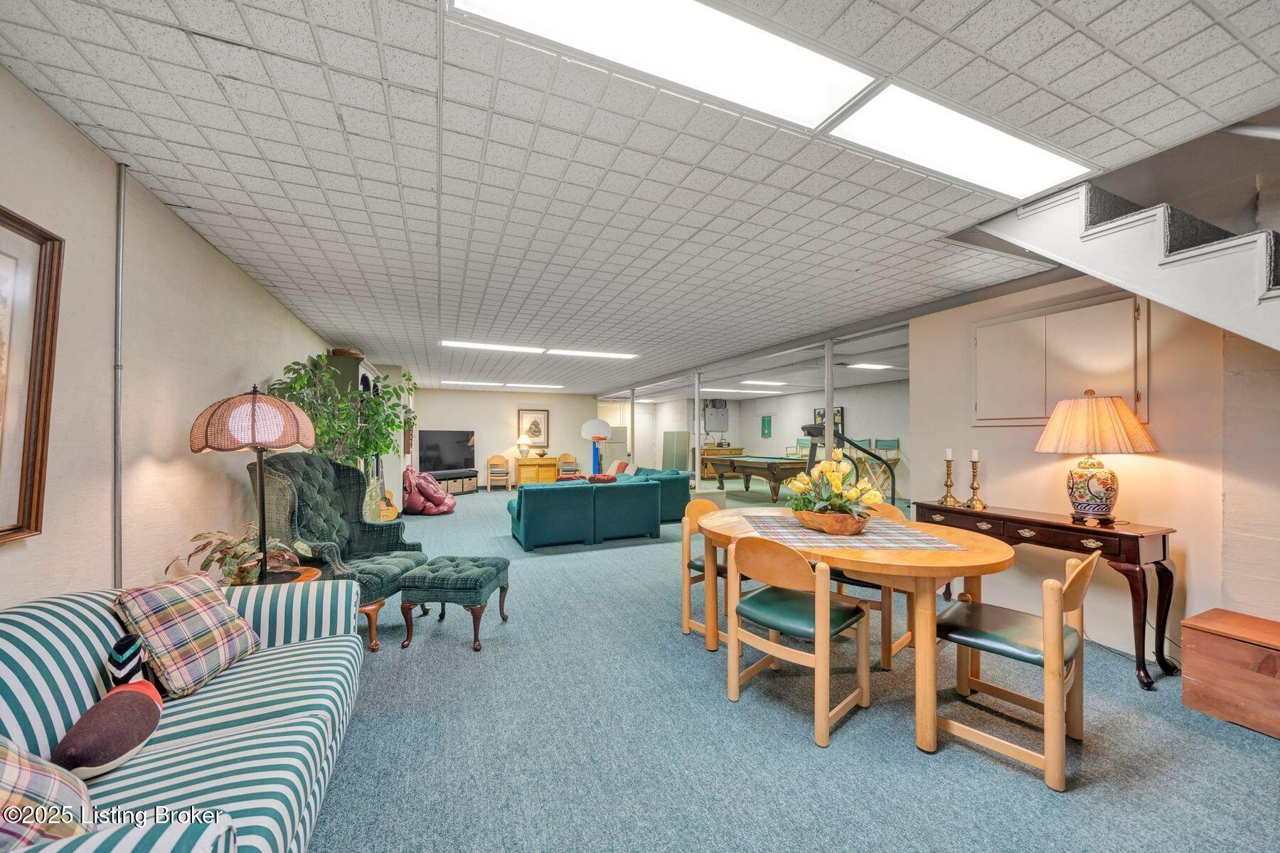 1101 Oxmoor Woods Pkwy