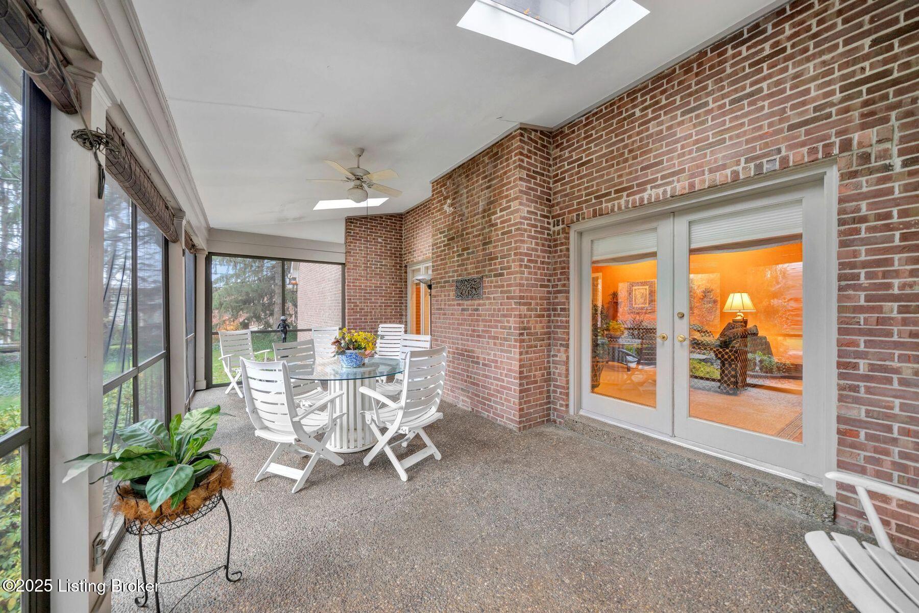 1101 Oxmoor Woods Pkwy