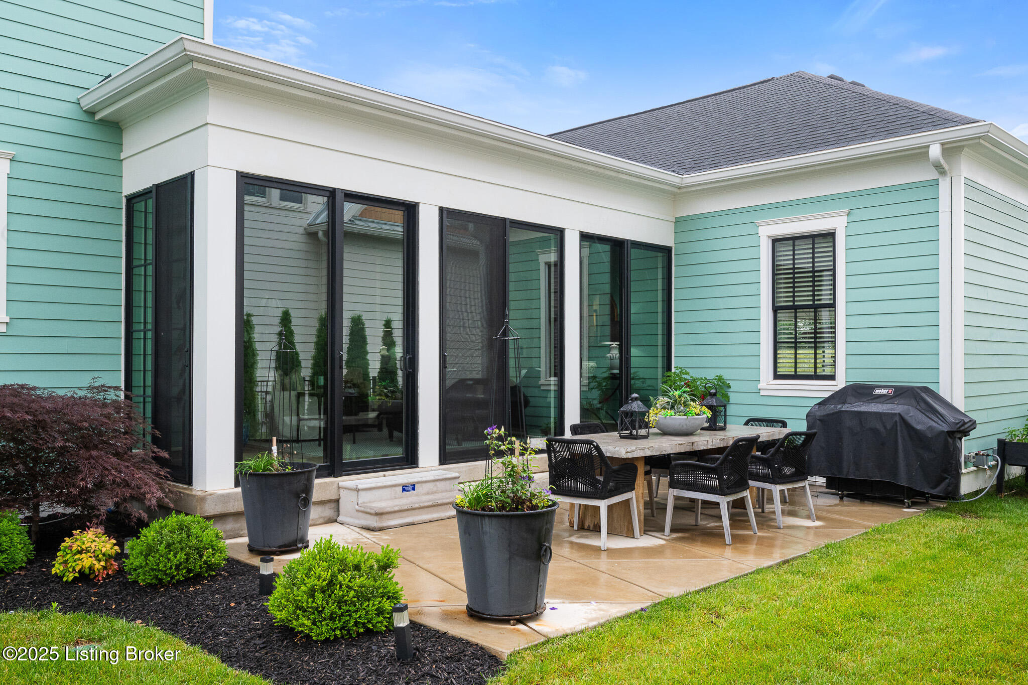 11403 River Beauty Loop