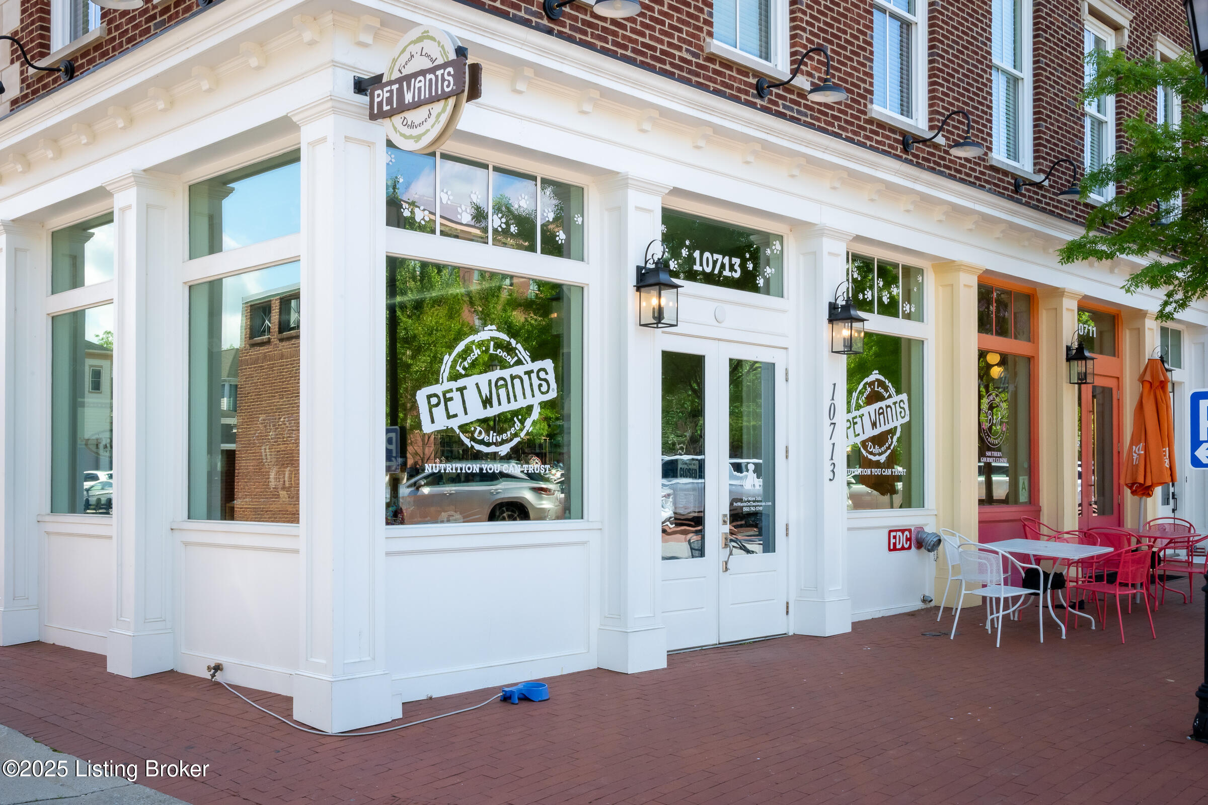 11403 River Beauty Loop