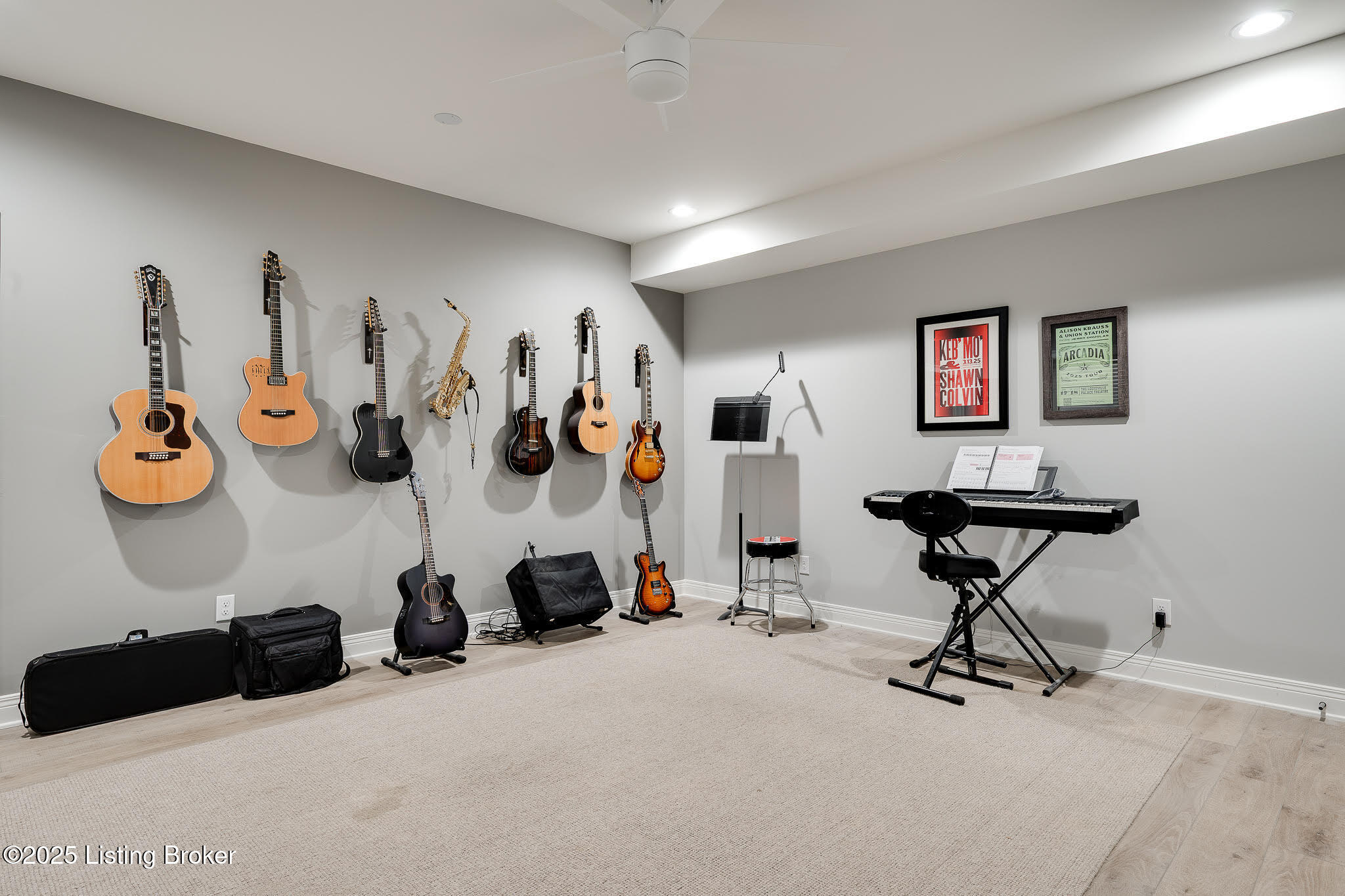 11403 River Beauty Loop