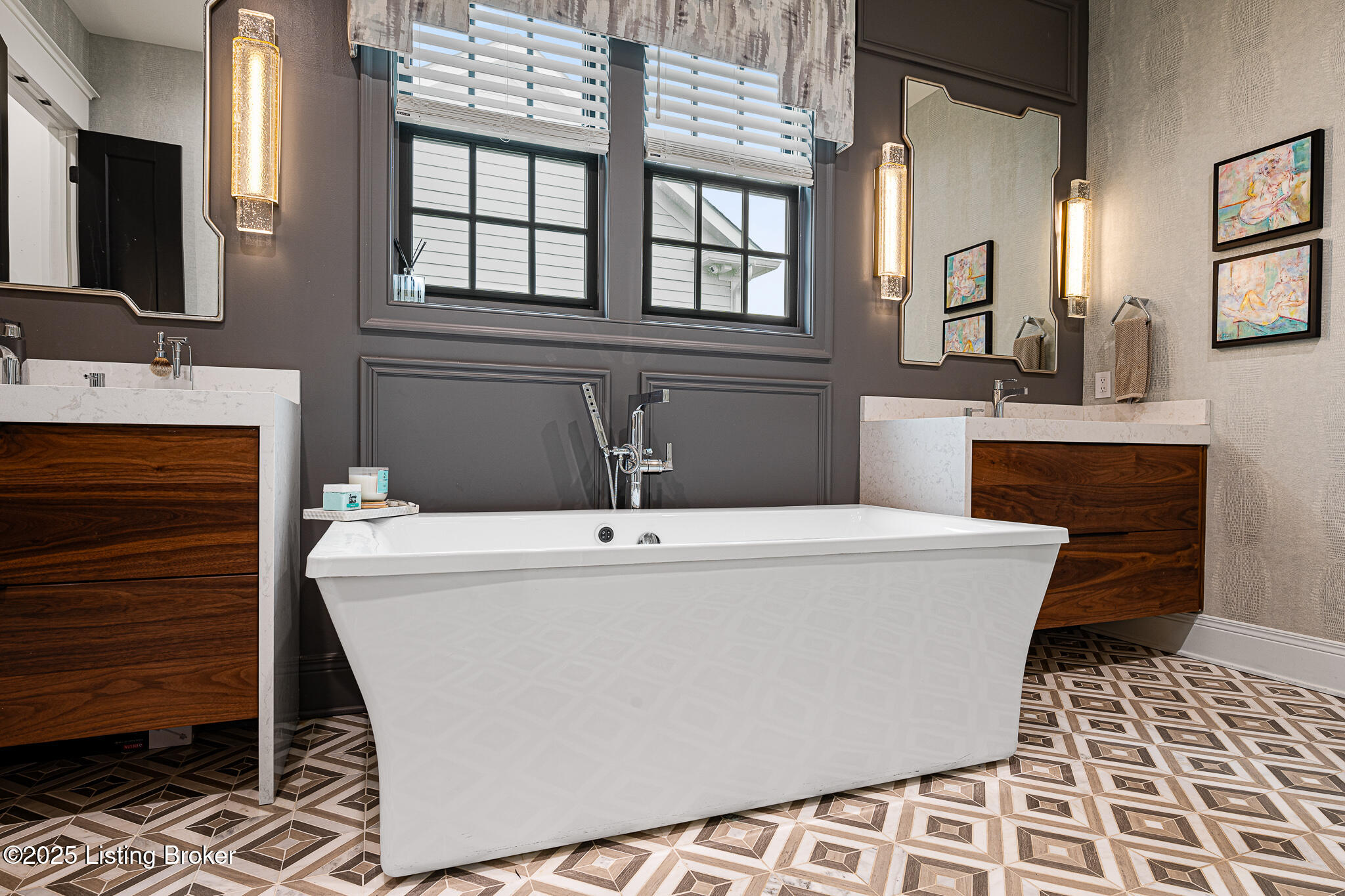 11403 River Beauty Loop