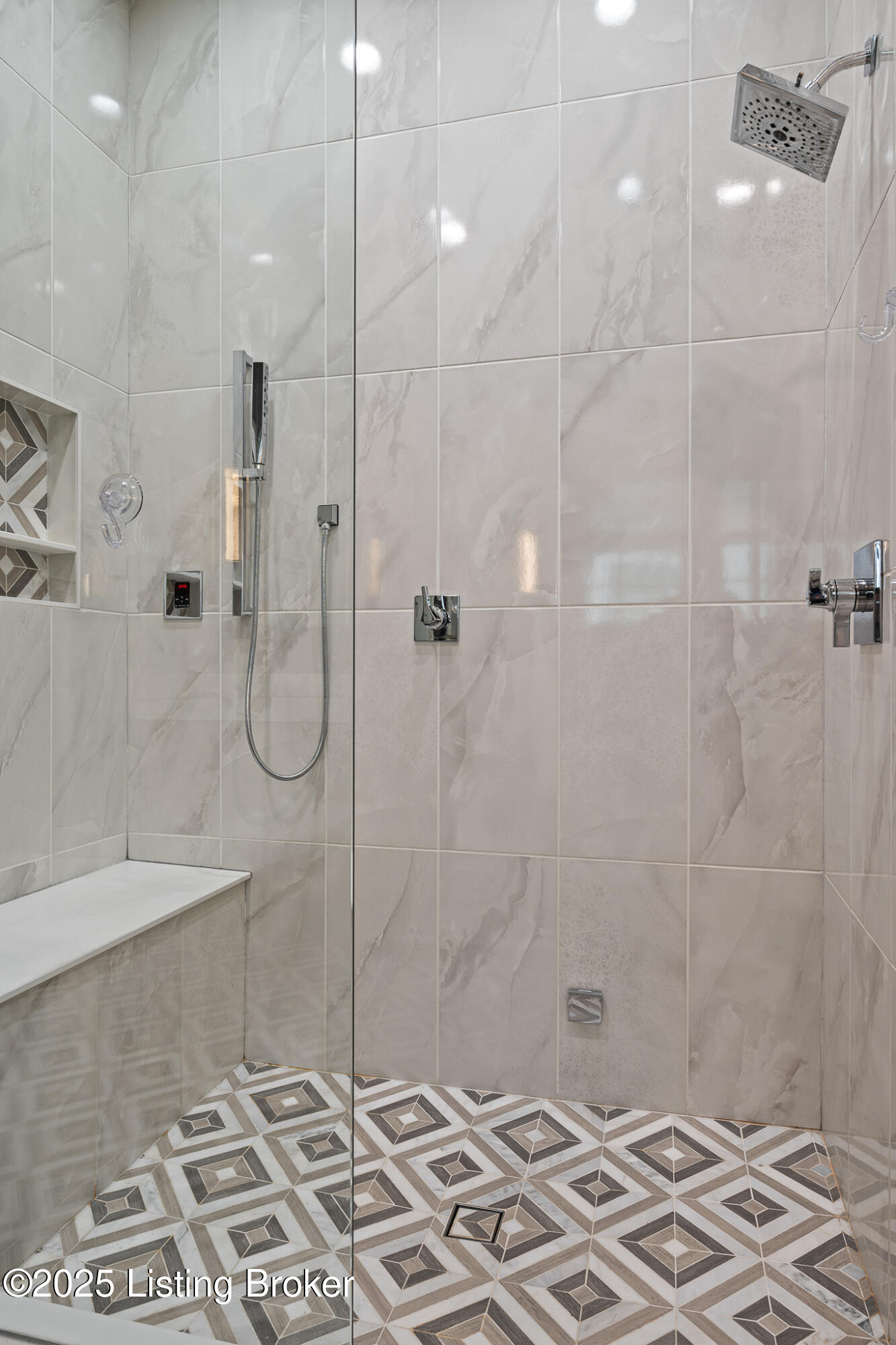 11403 River Beauty Loop