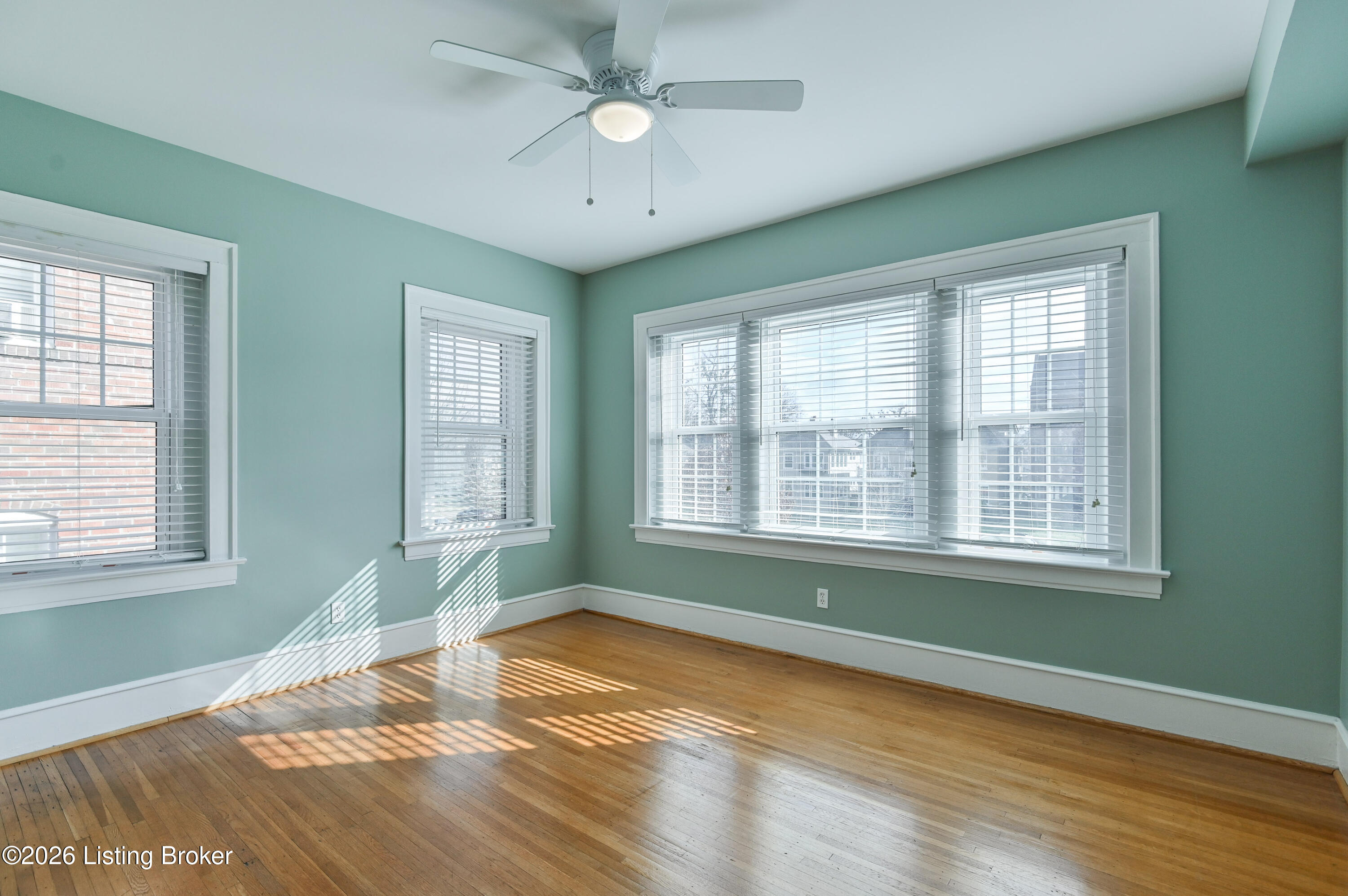 2043 Douglass Blvd 8