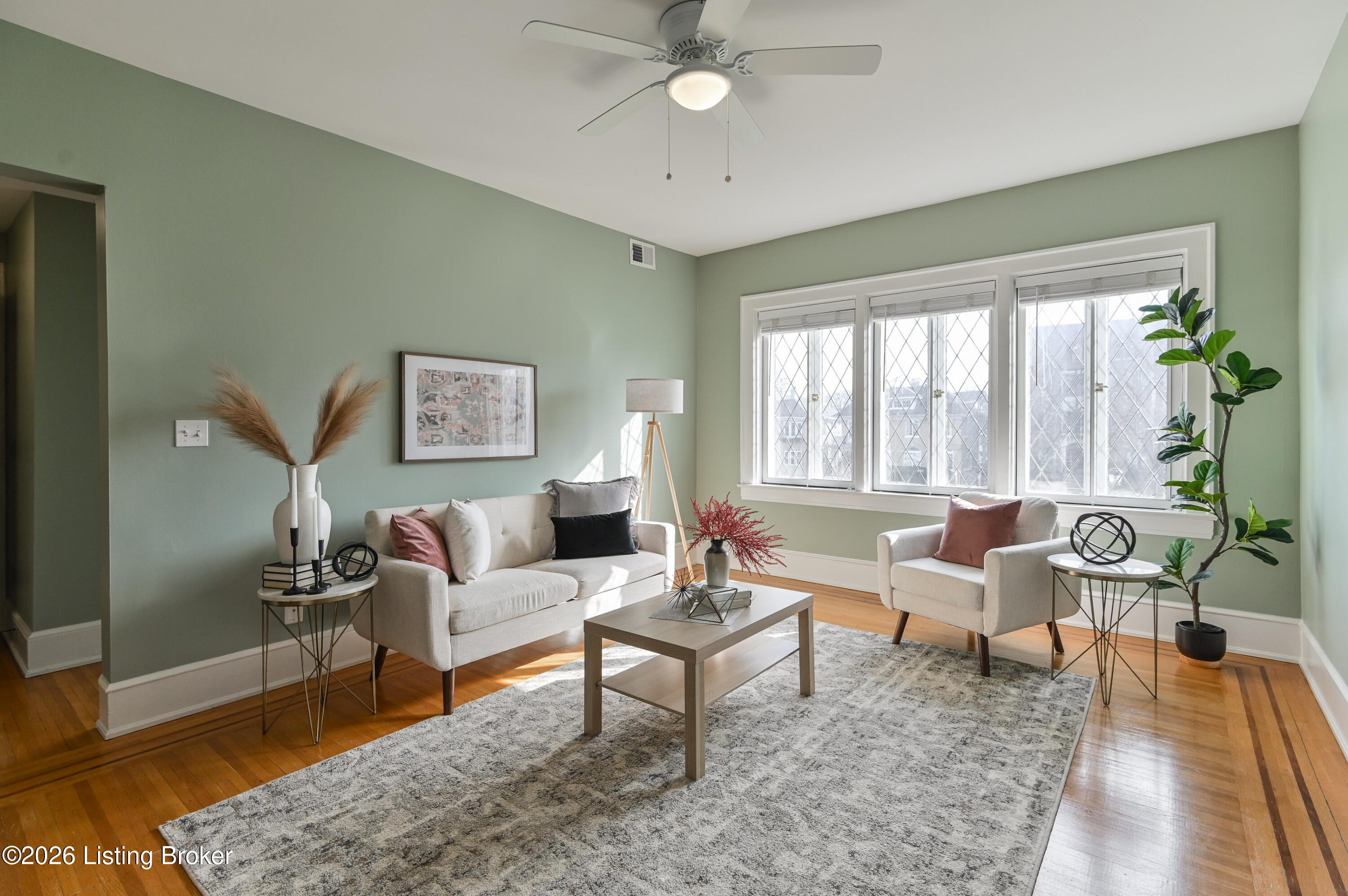 2043 Douglass Blvd 8