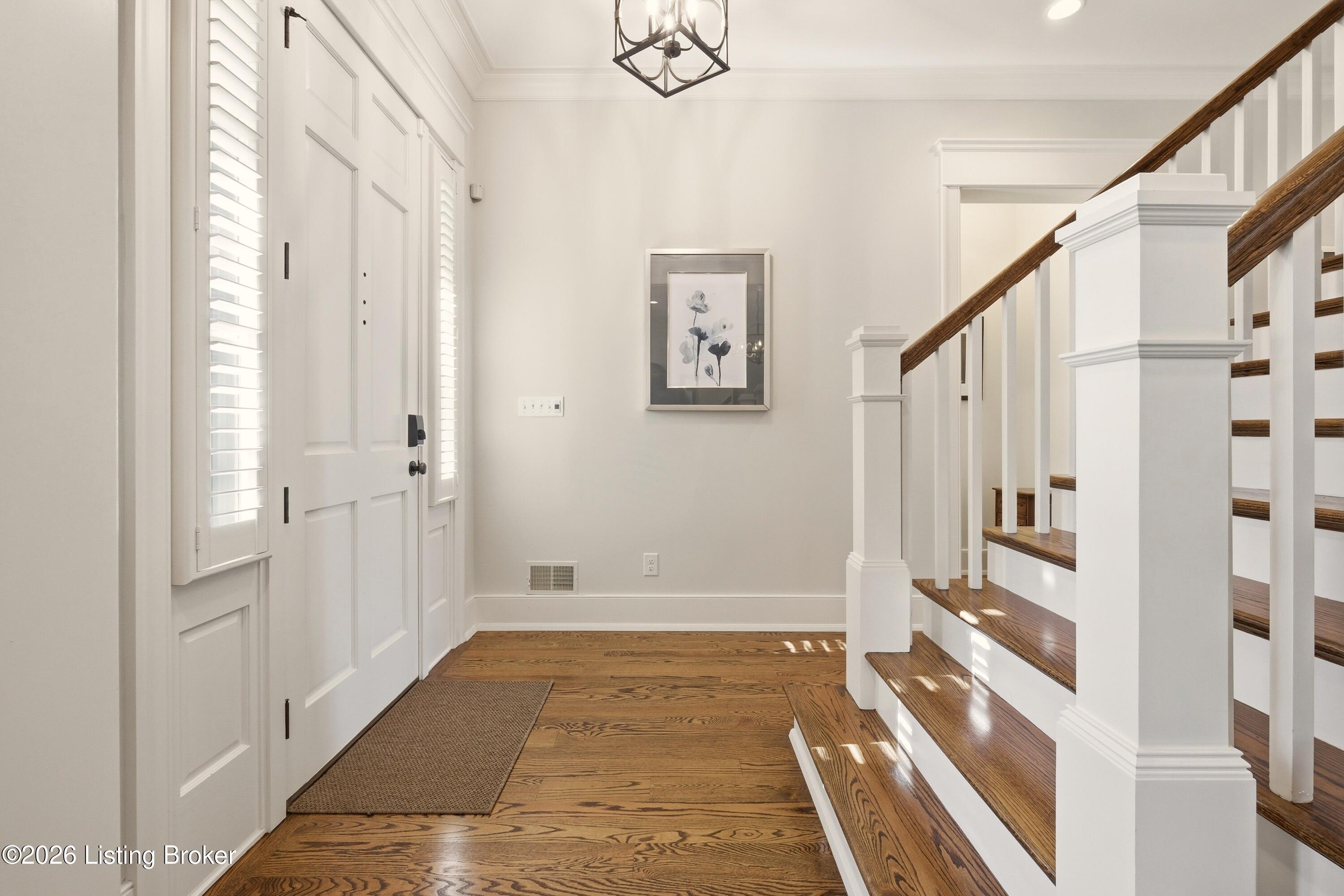 8904 Featherbell Blvd