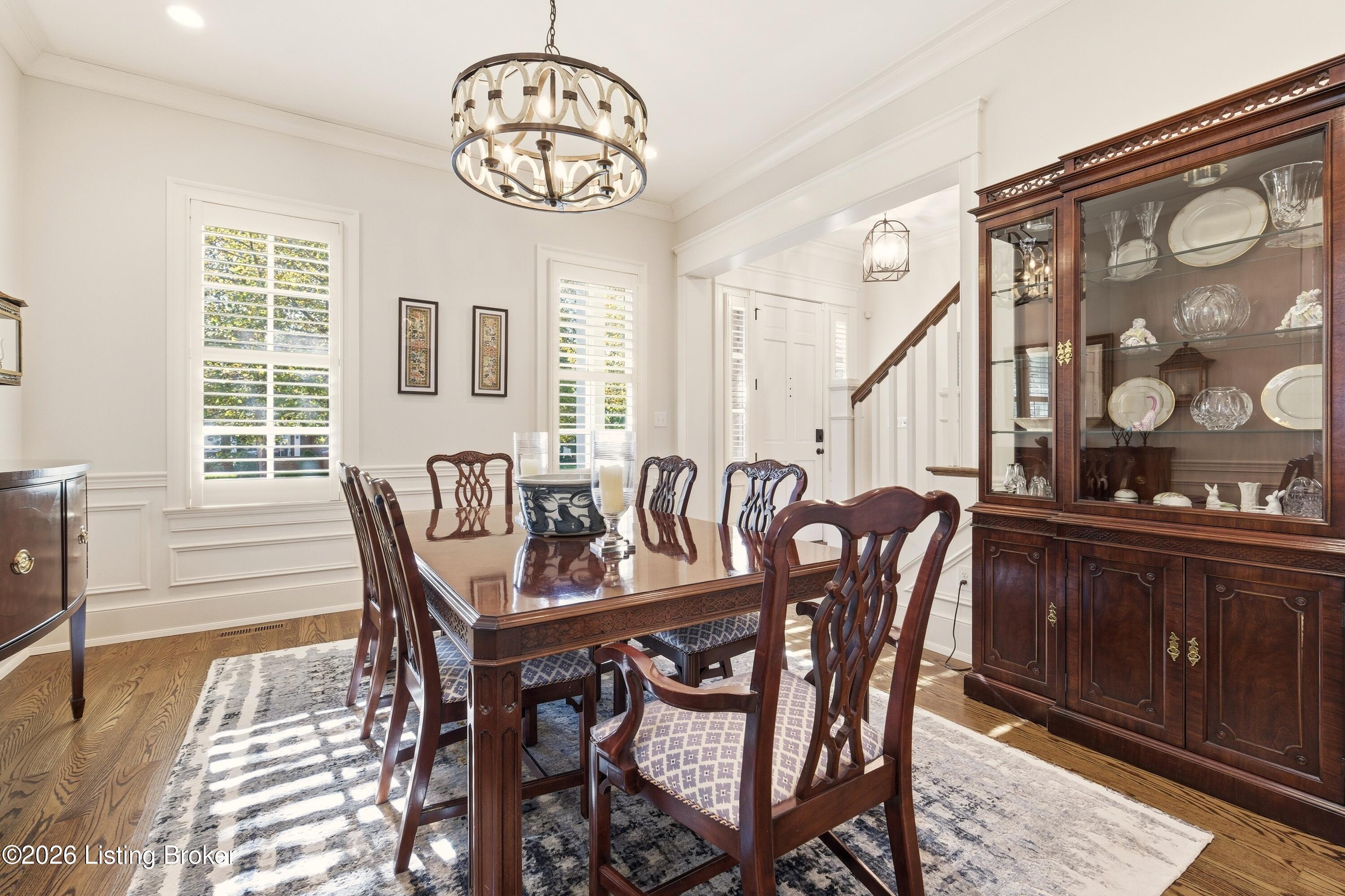 8904 Featherbell Blvd