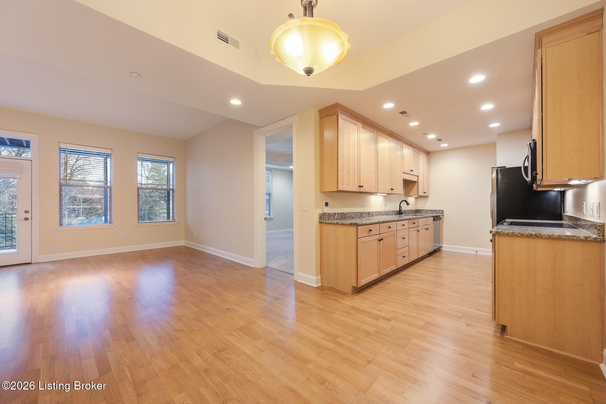 2000 Lancashire Ave UNIT 201