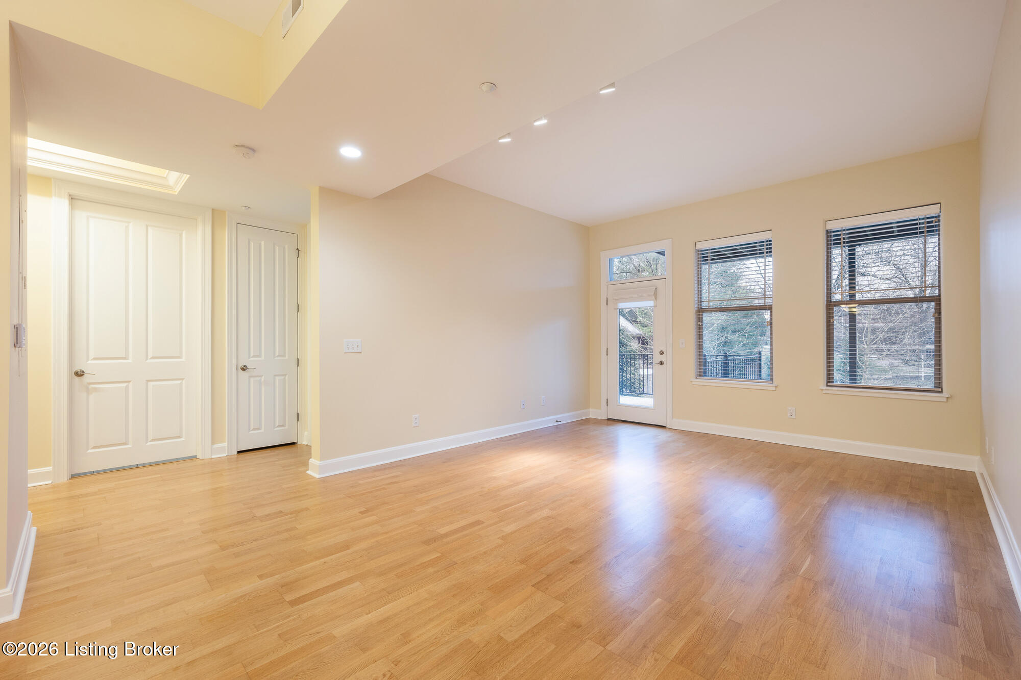 2000 Lancashire Ave UNIT 201