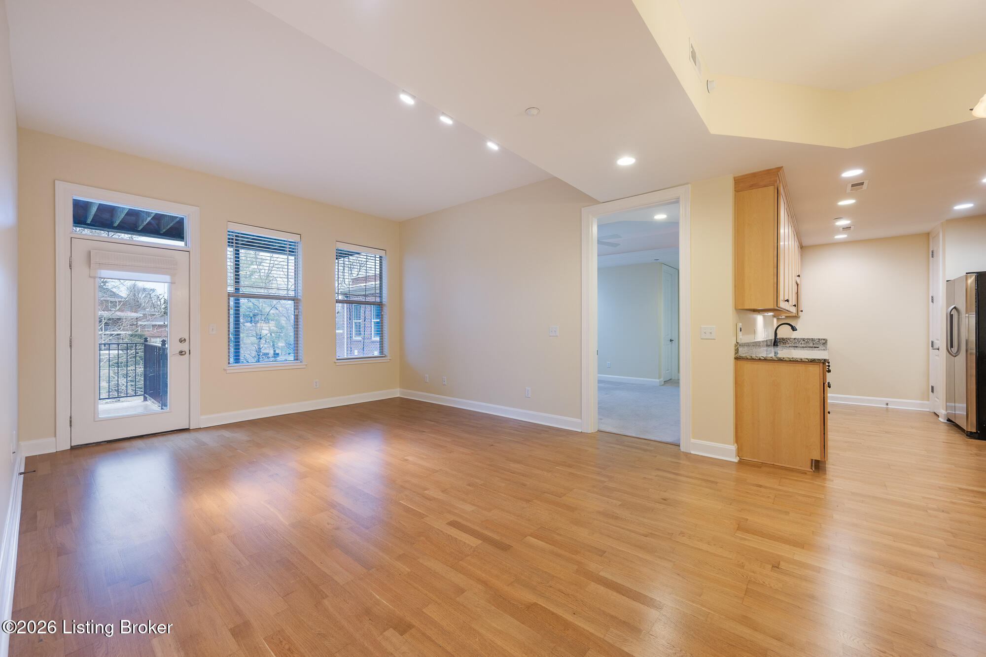 2000 Lancashire Ave UNIT 201