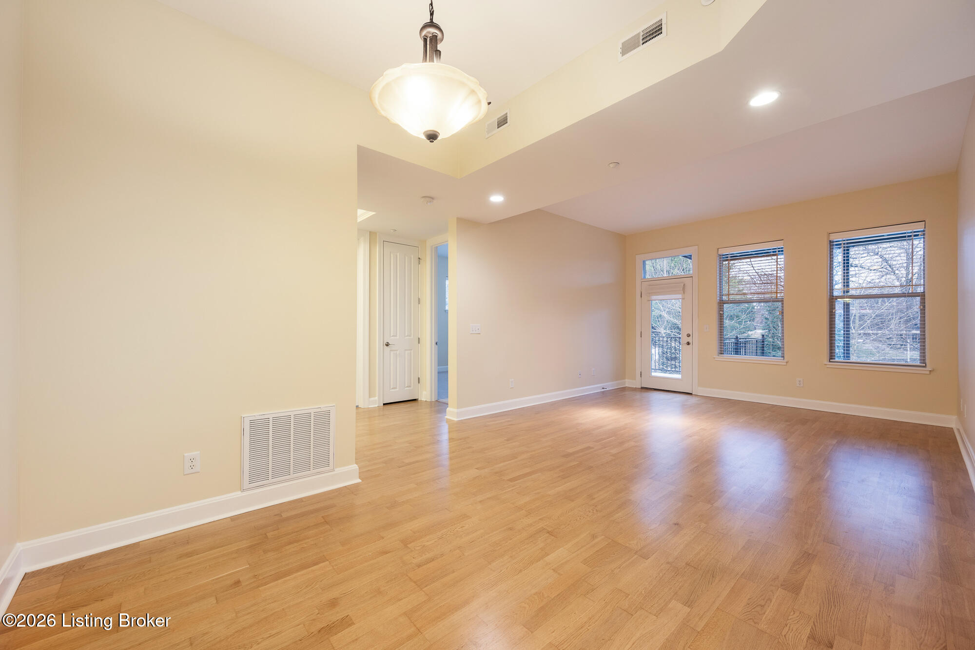 2000 Lancashire Ave UNIT 201