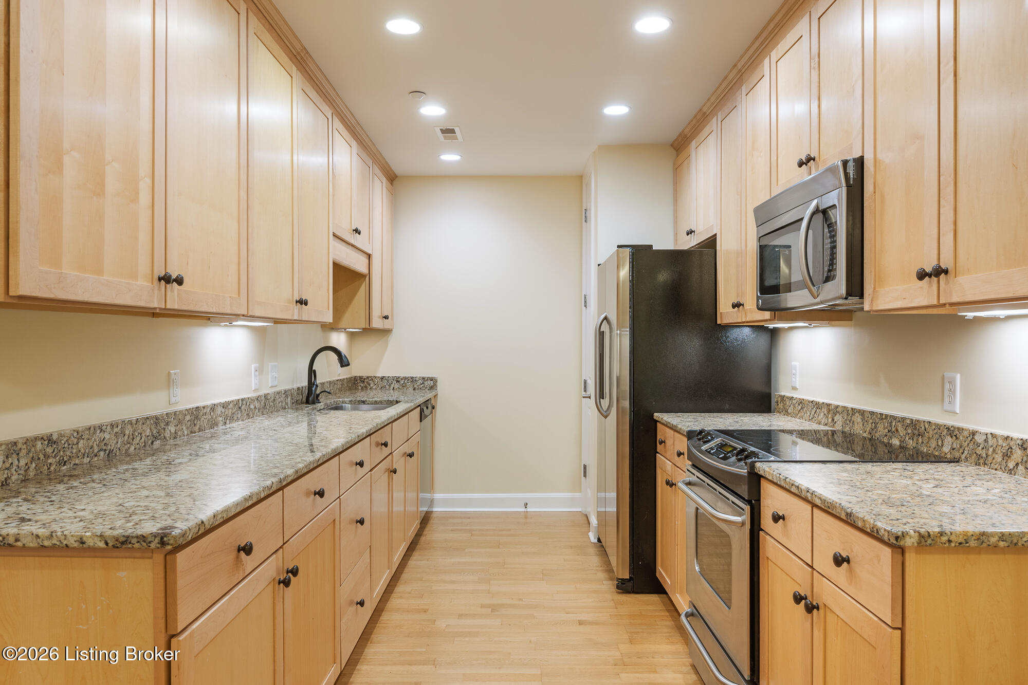 2000 Lancashire Ave UNIT 201