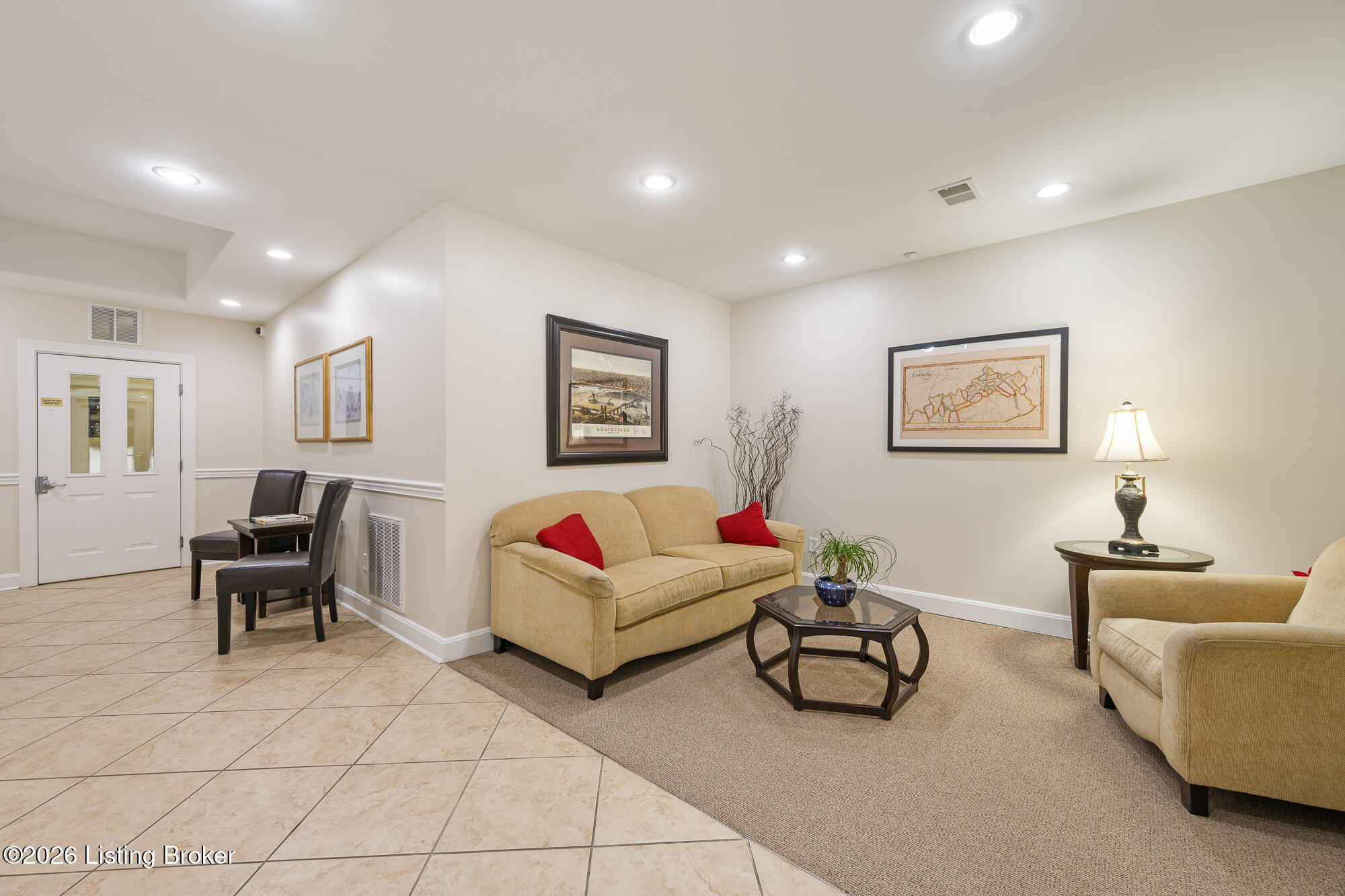 2000 Lancashire Ave UNIT 201