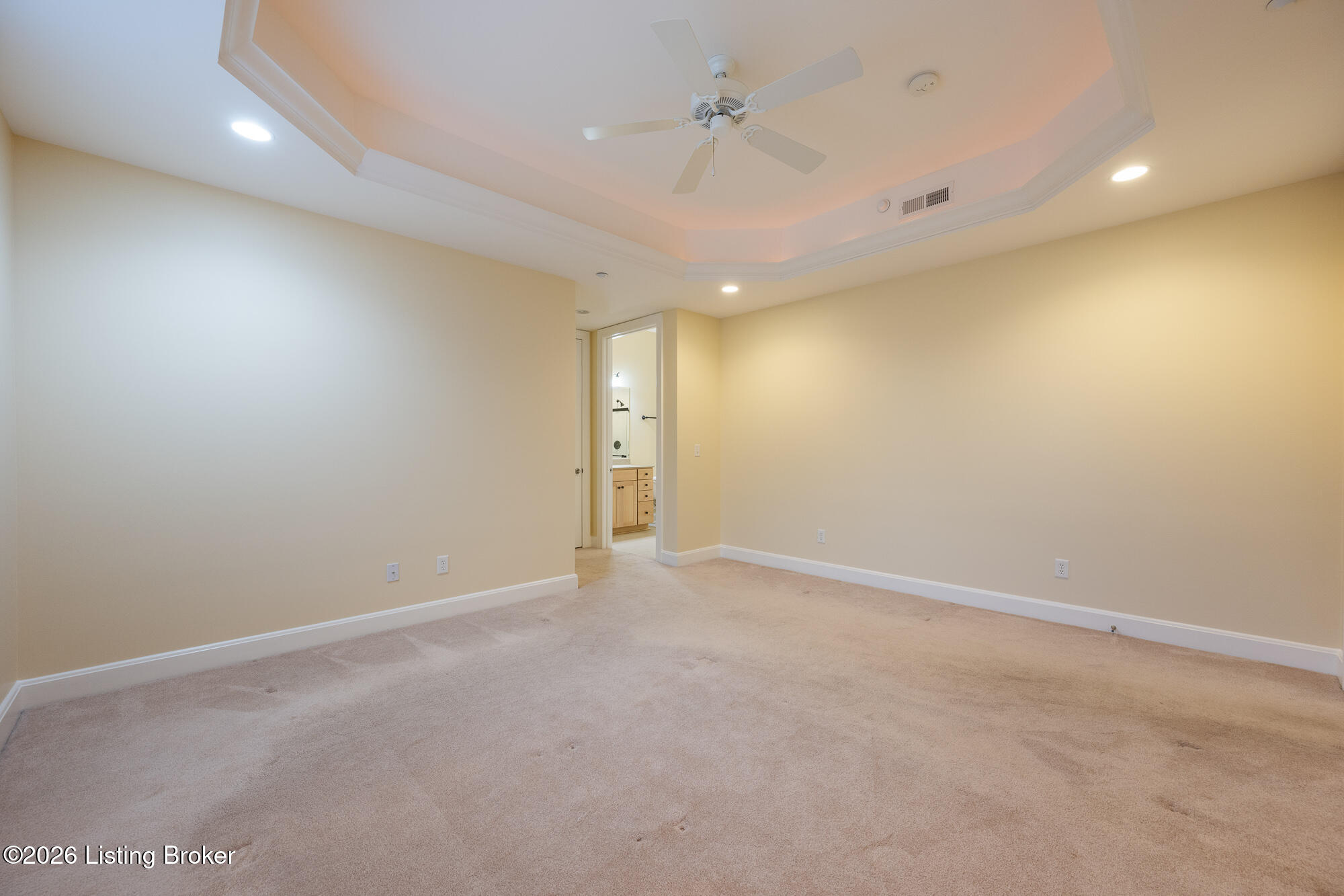 2000 Lancashire Ave UNIT 201