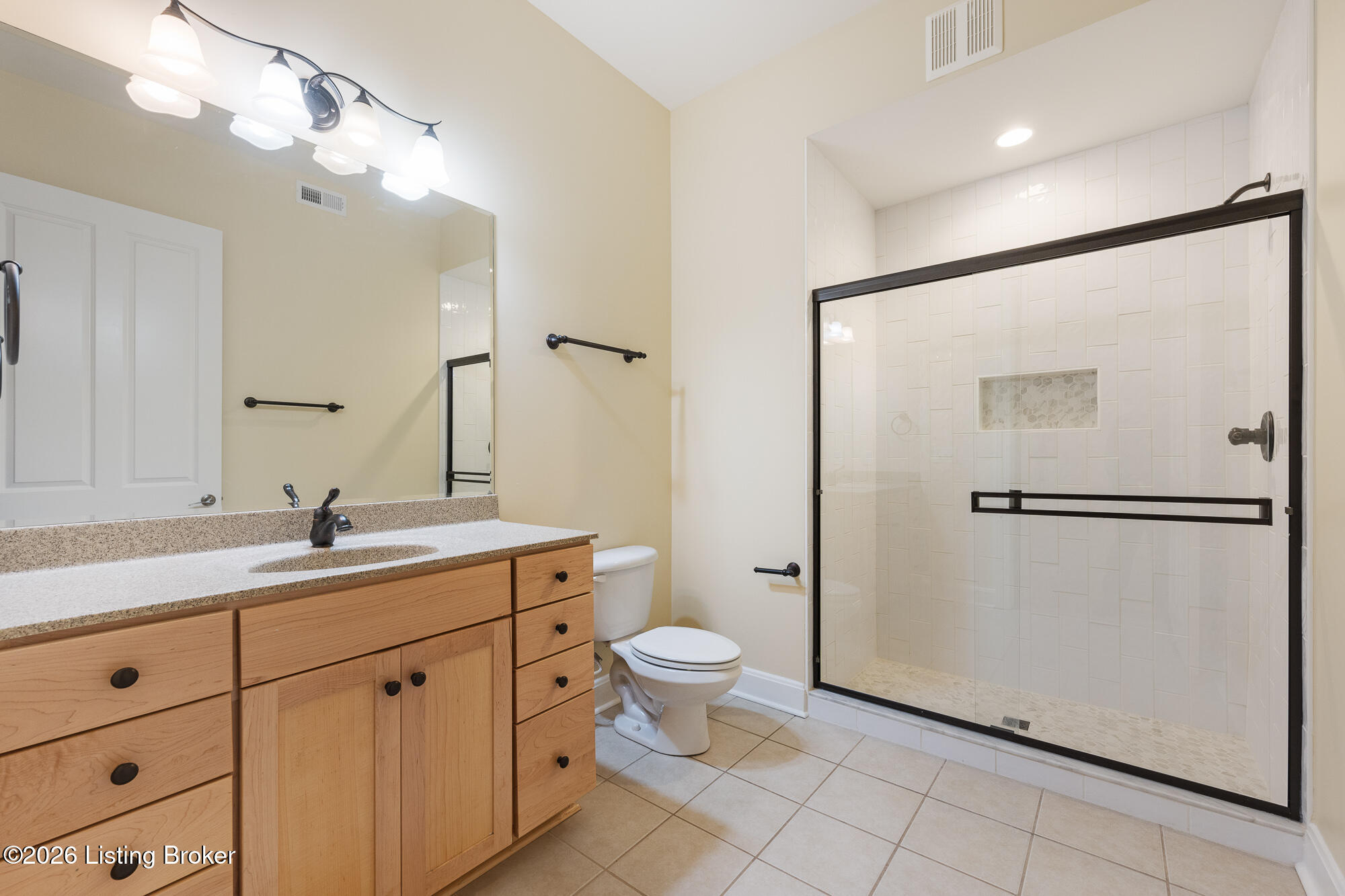 2000 Lancashire Ave UNIT 201