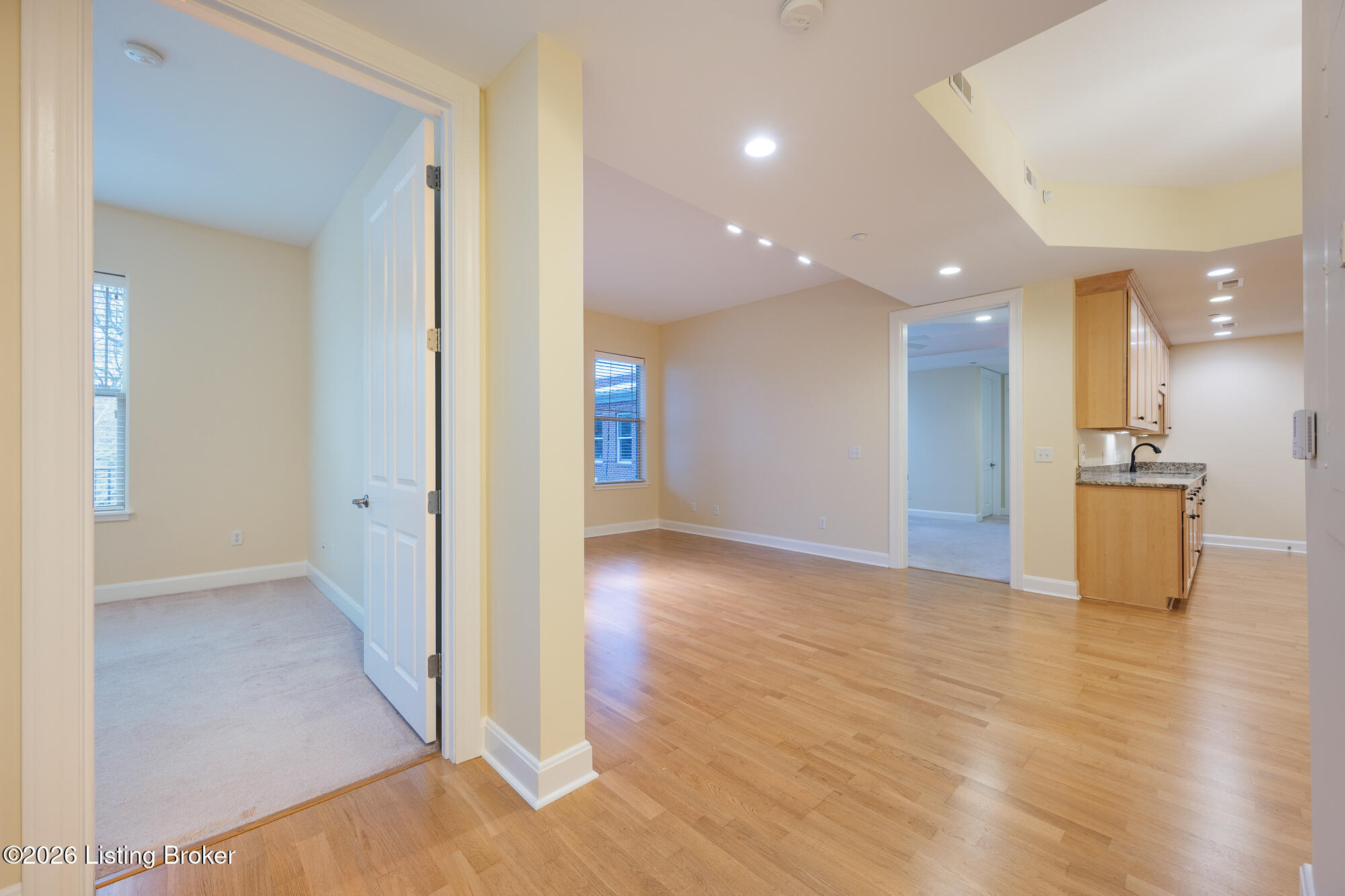 2000 Lancashire Ave UNIT 201