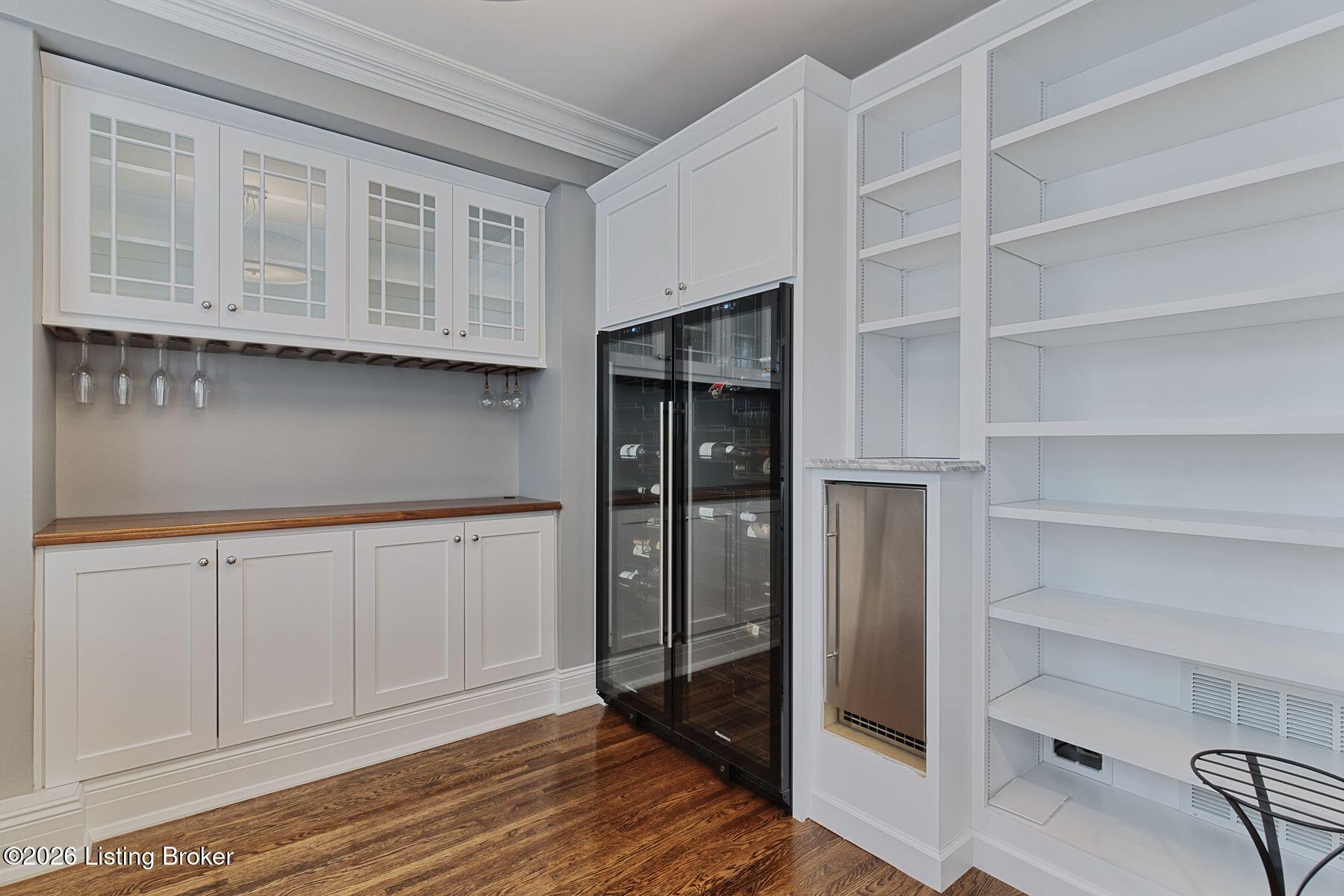 1416 Willow Ave APT 3B