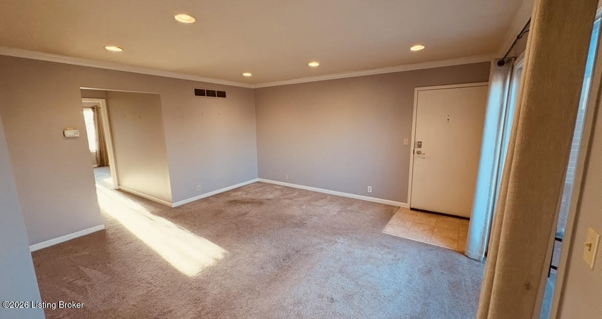 188 Saint Matthews Ave 3