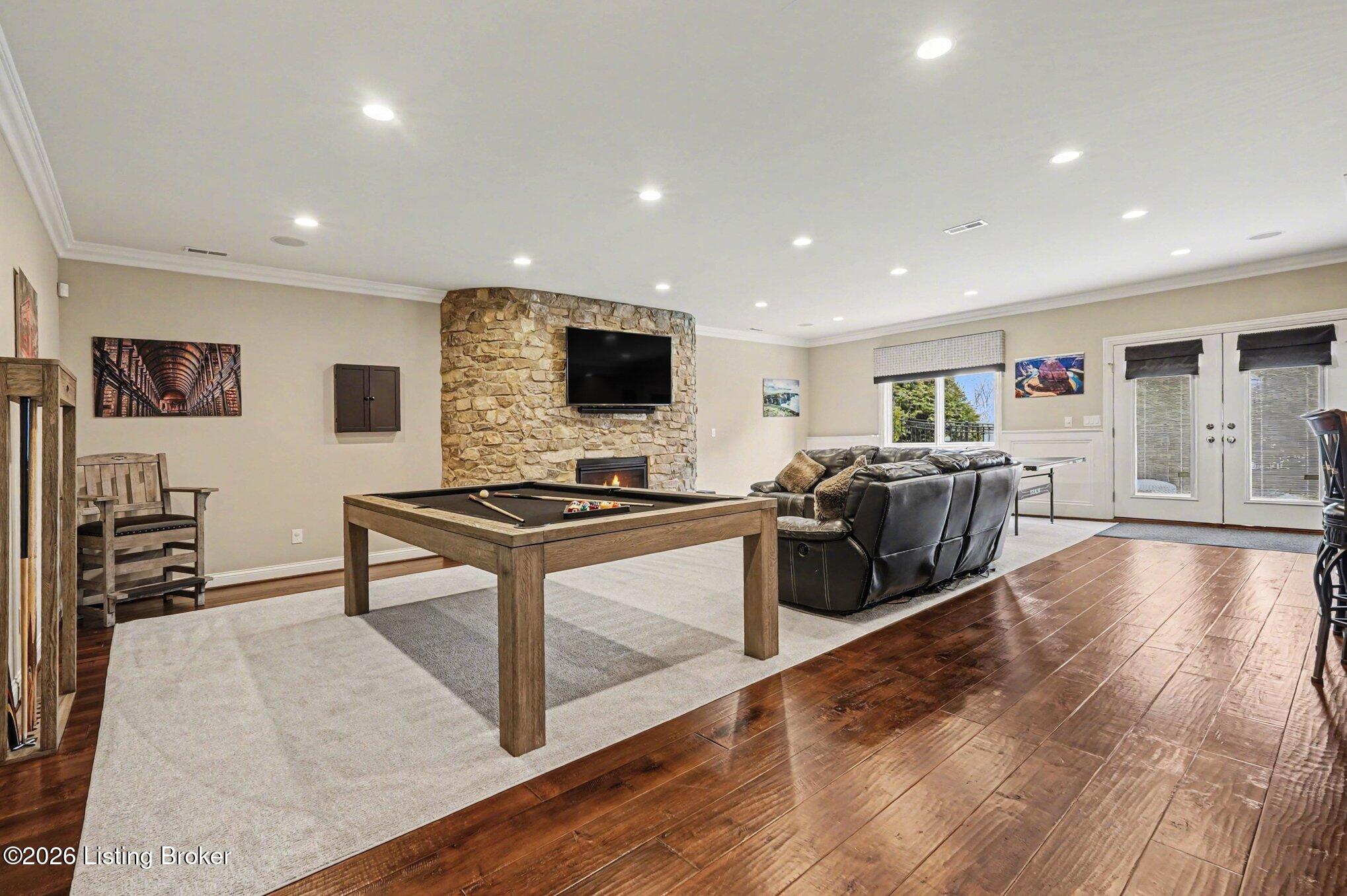 12421 Poplar Woods Dr