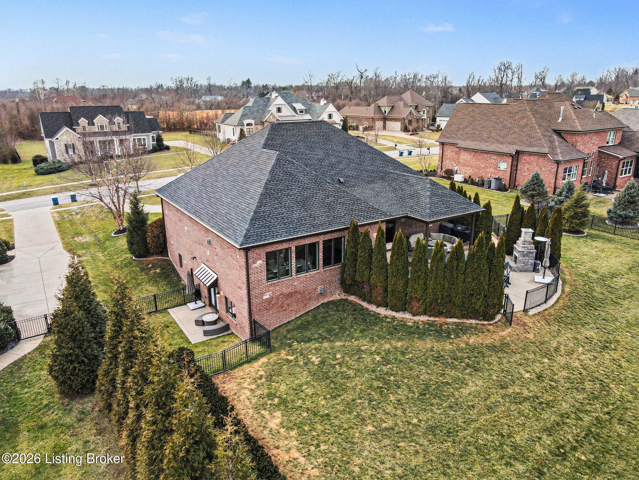 12421 Poplar Woods Dr