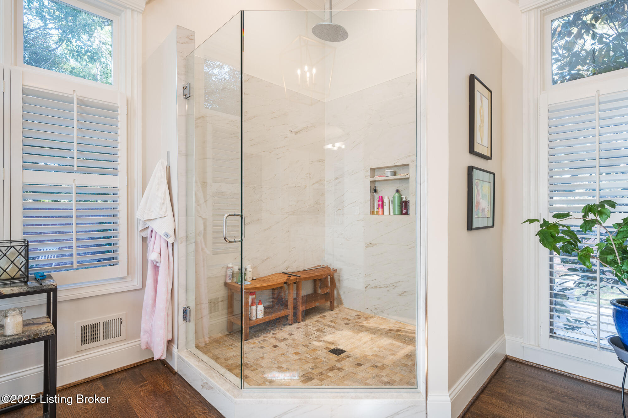 1428 Mockingbird Valley Green