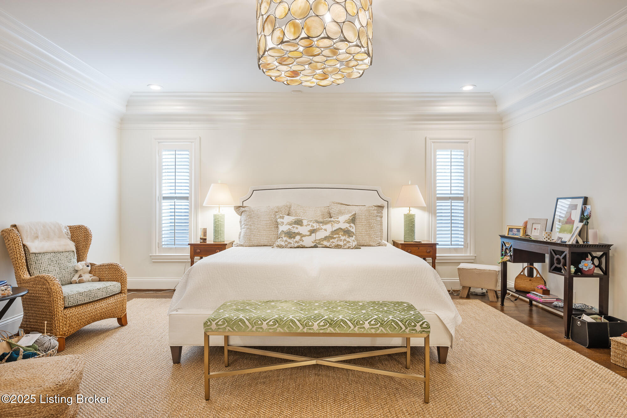 1428 Mockingbird Valley Green