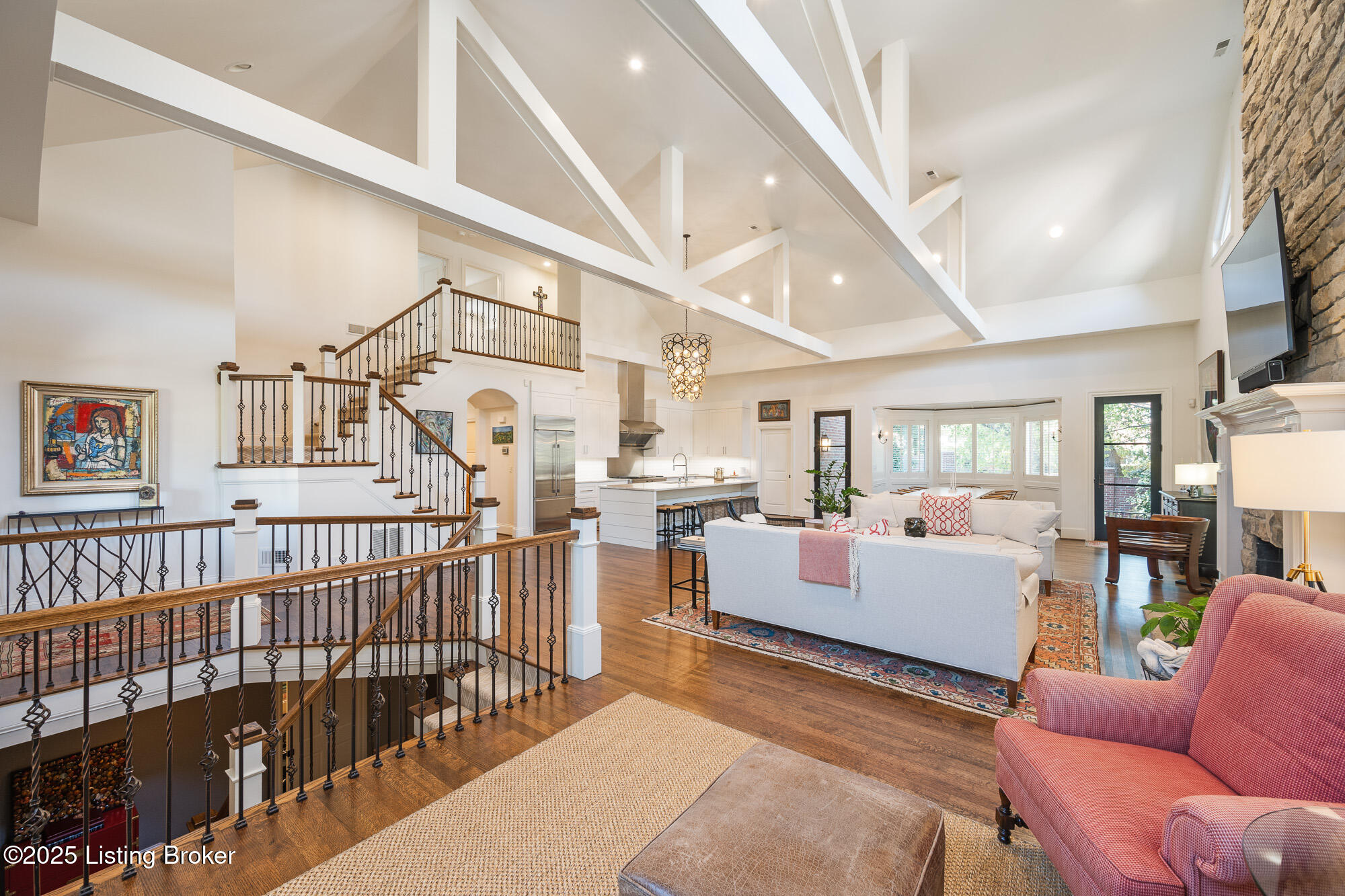 1428 Mockingbird Valley Green