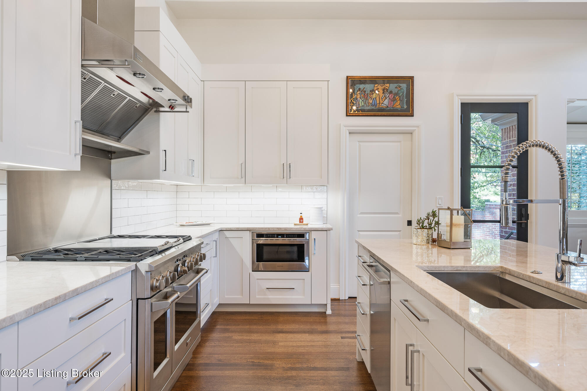 1428 Mockingbird Valley Green