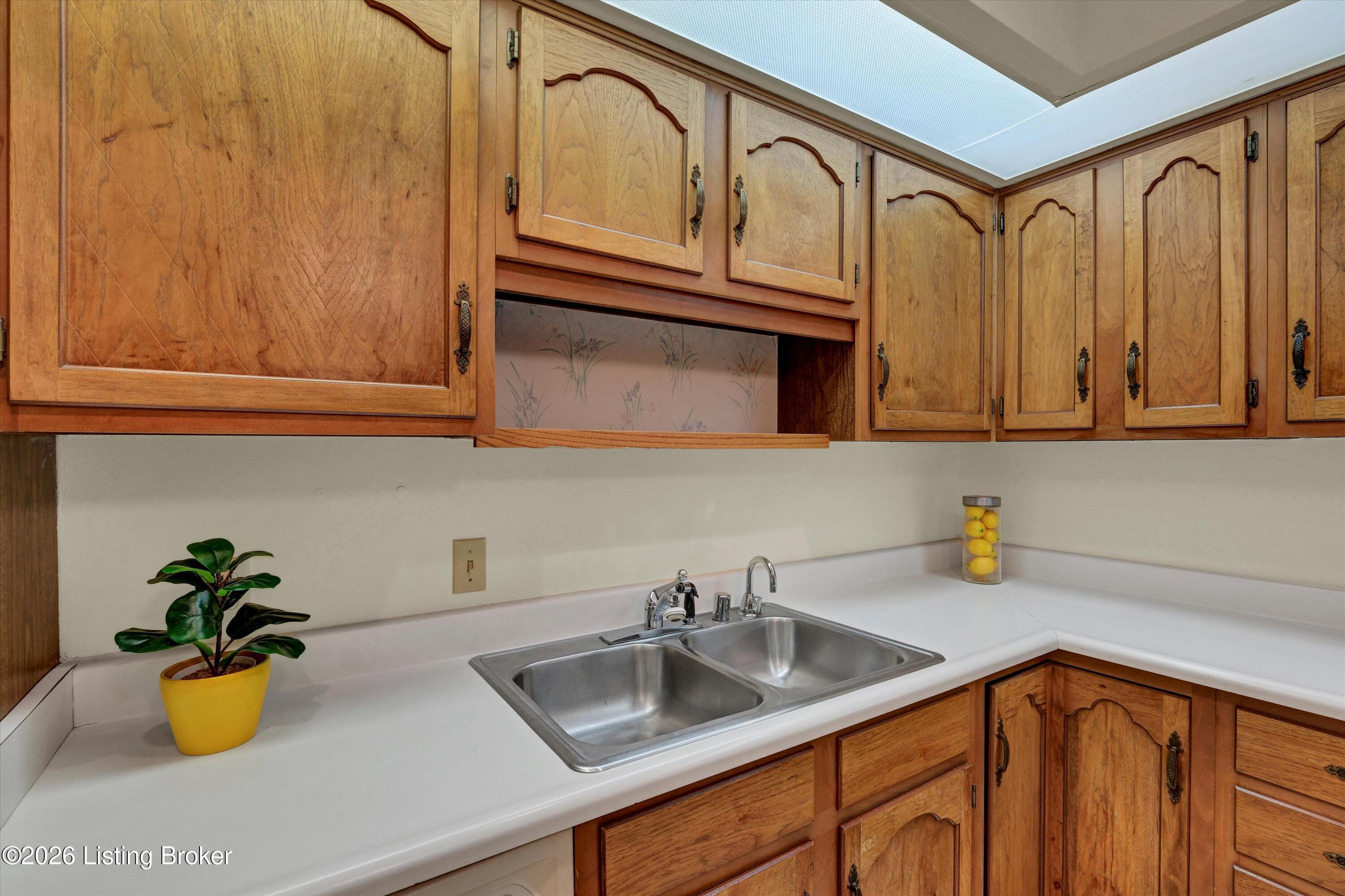 5800 Coach Gate Wynde APT 321