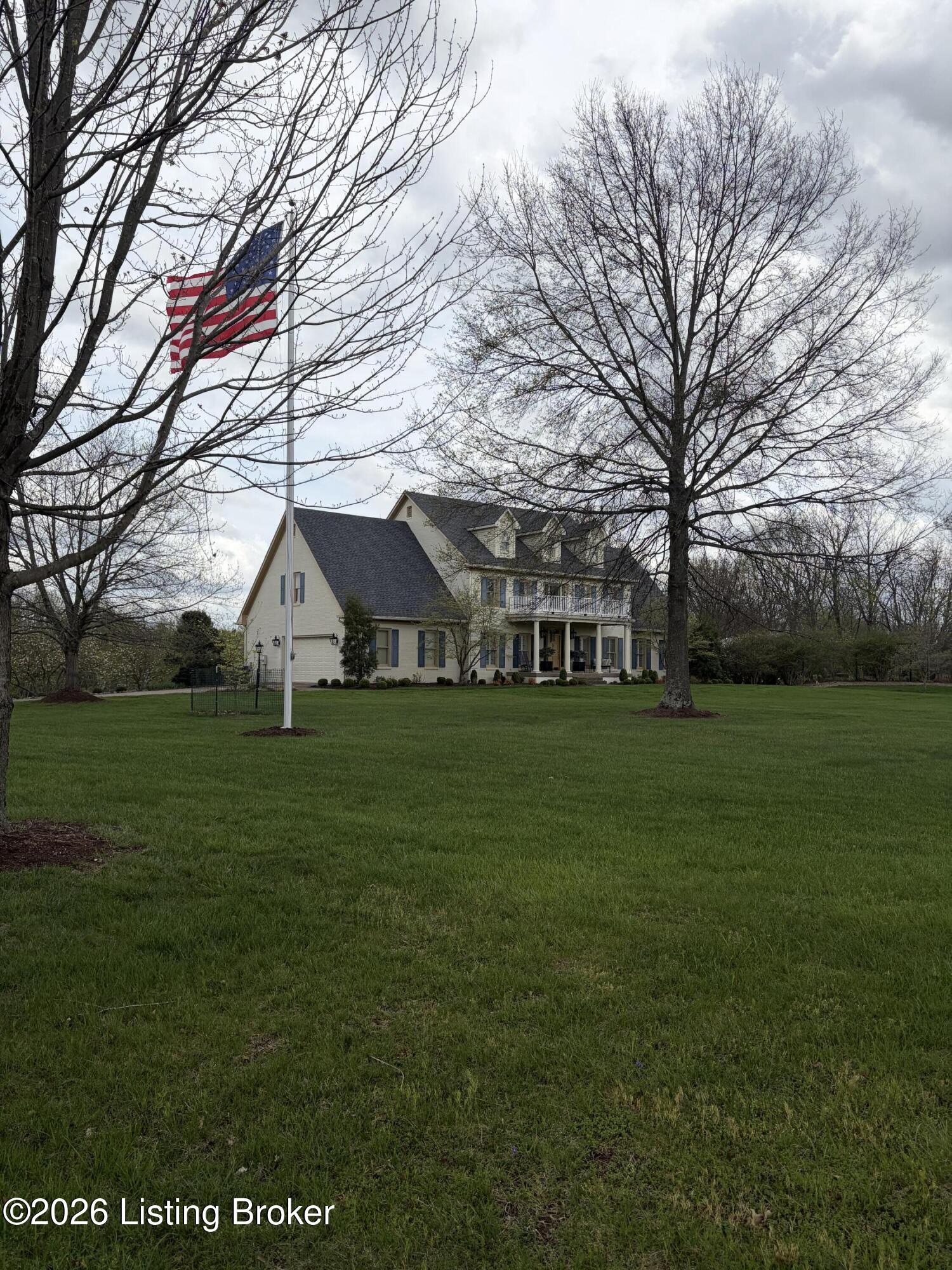 2013 Goshen Ln