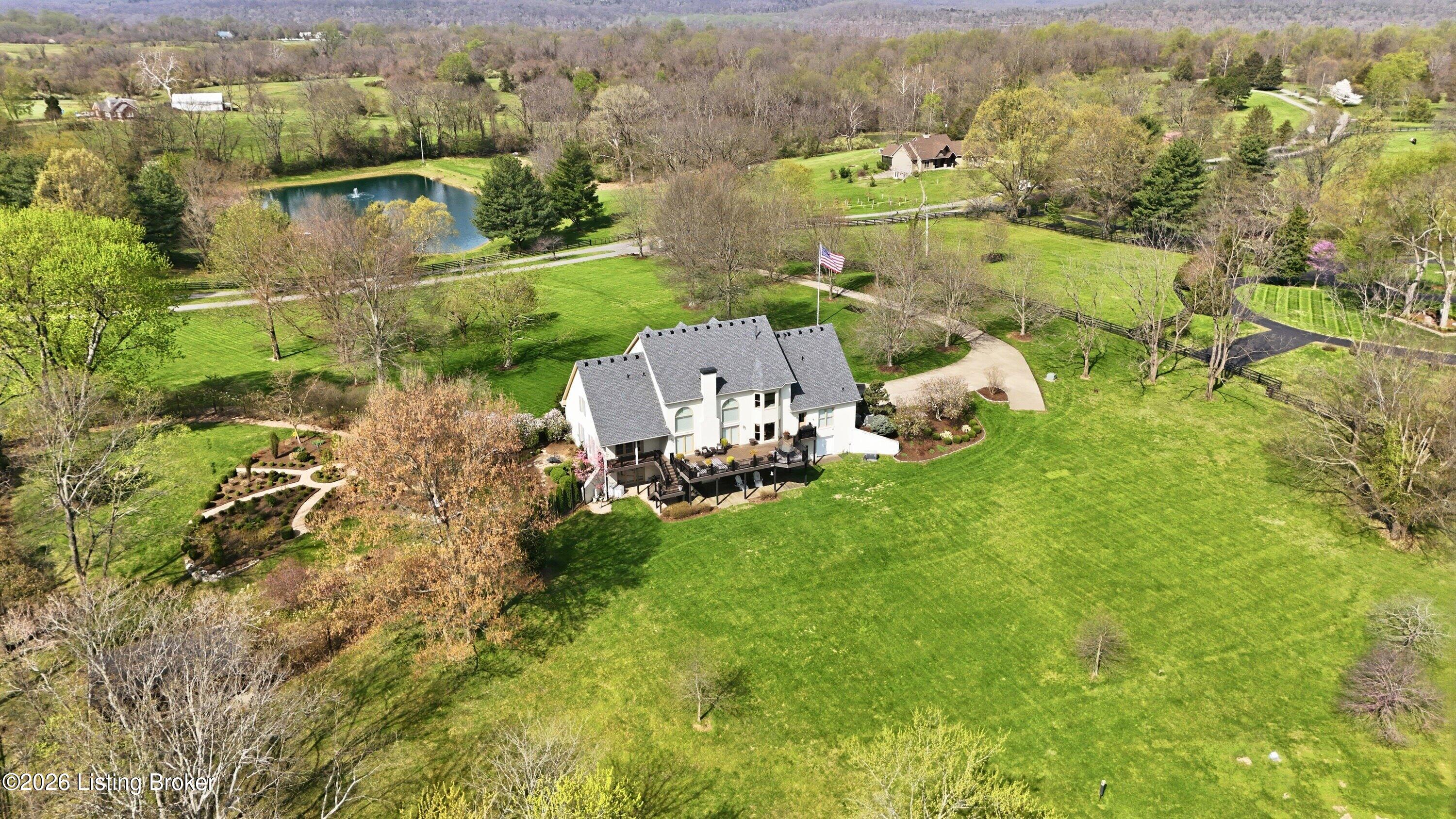 2013 Goshen Ln