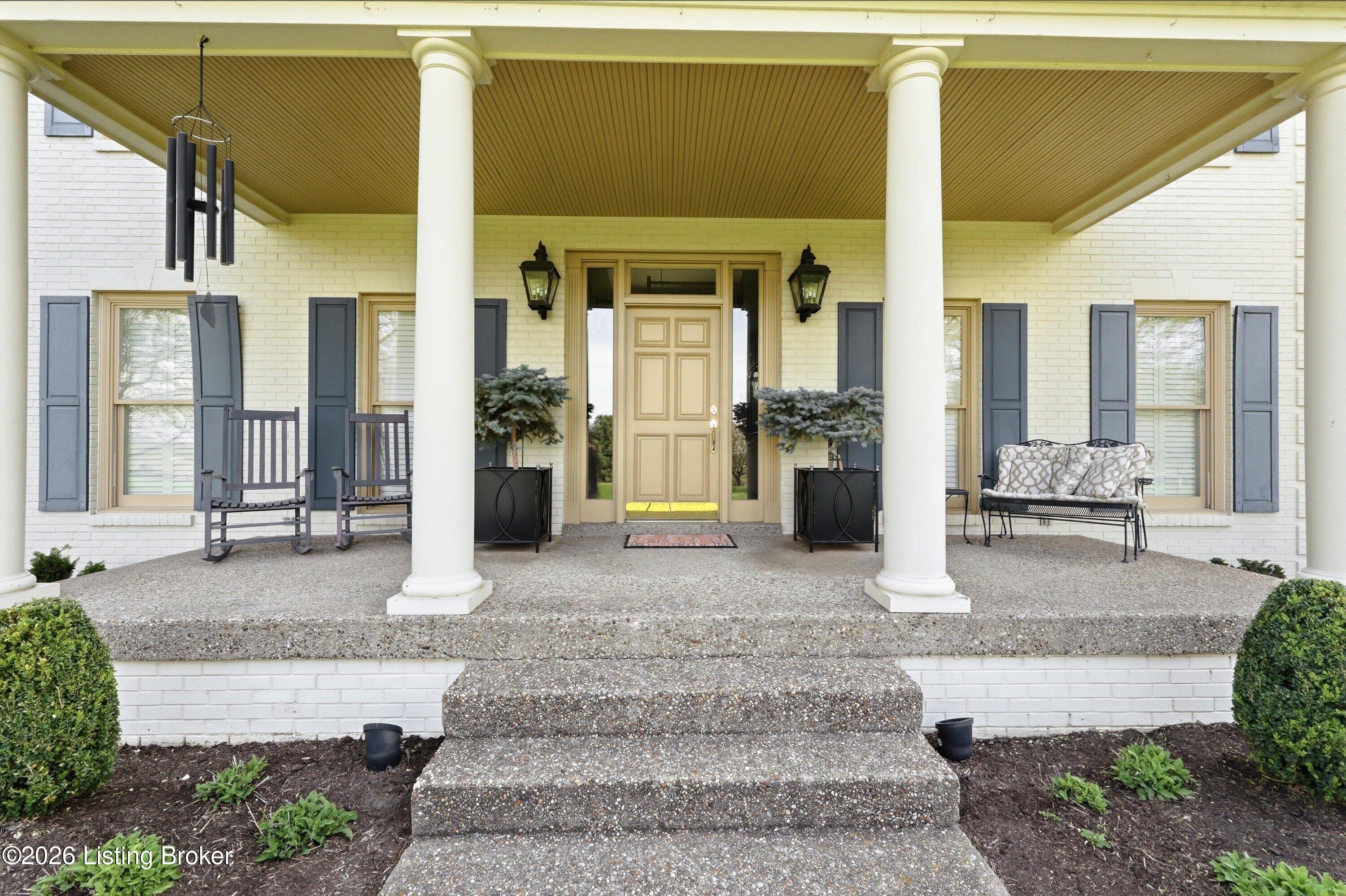 2013 Goshen Ln