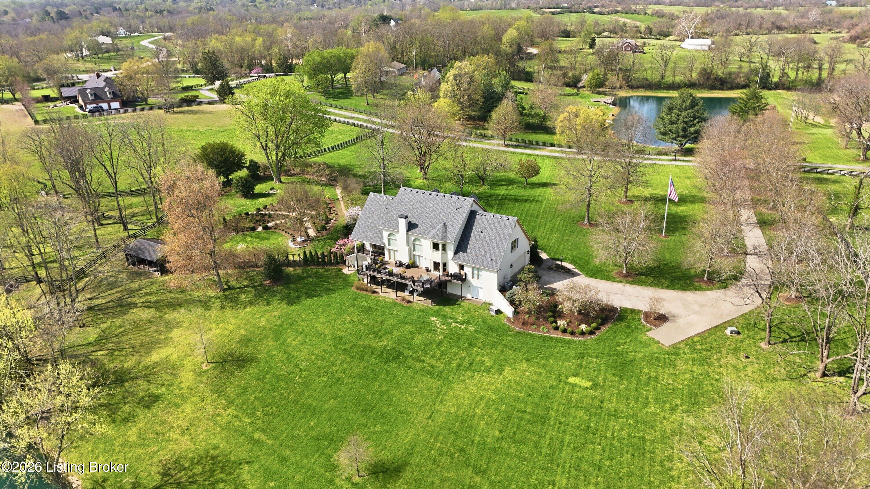 2013 Goshen Ln