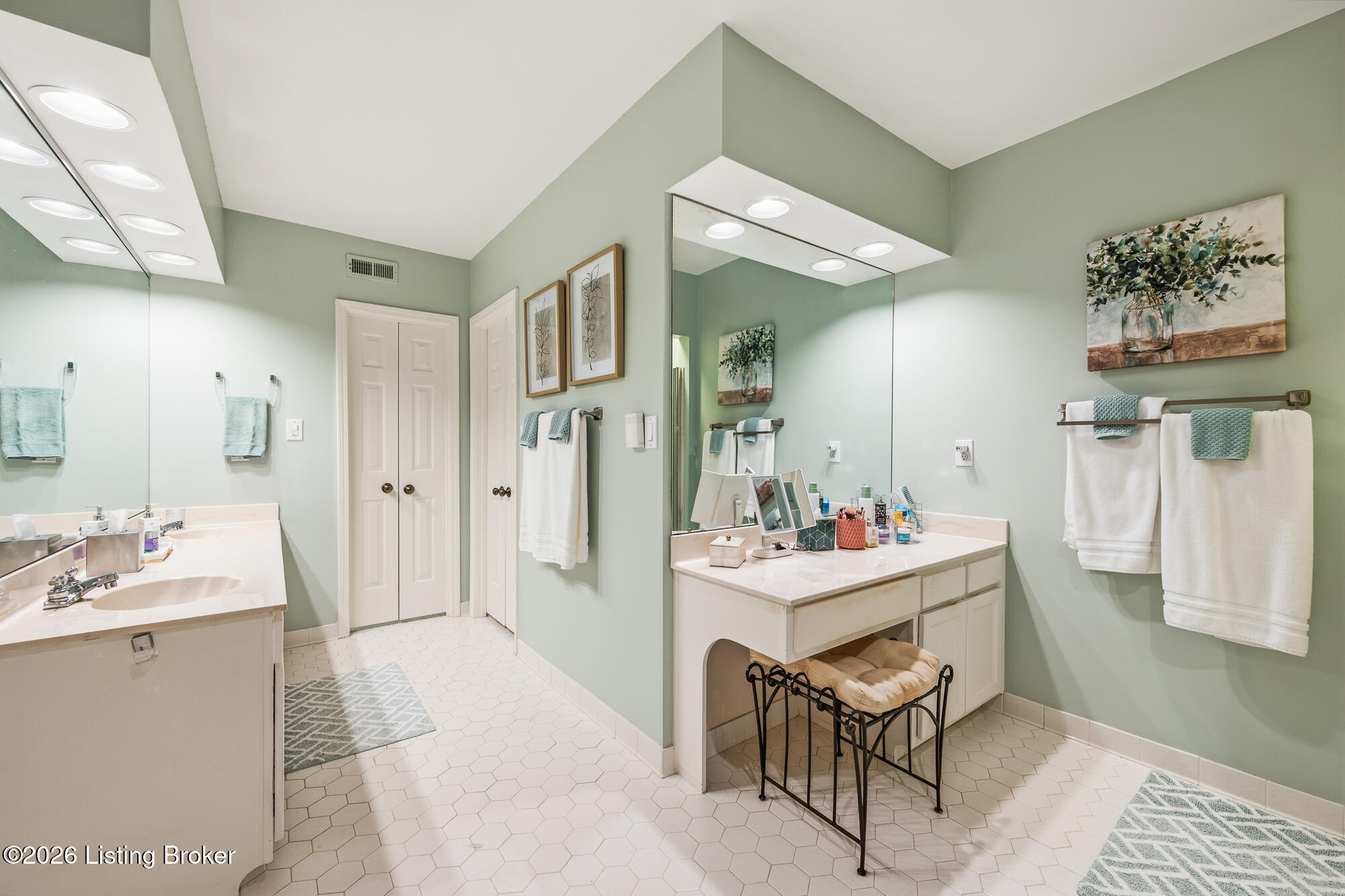 5601 Coach Gate Wynde APT 34