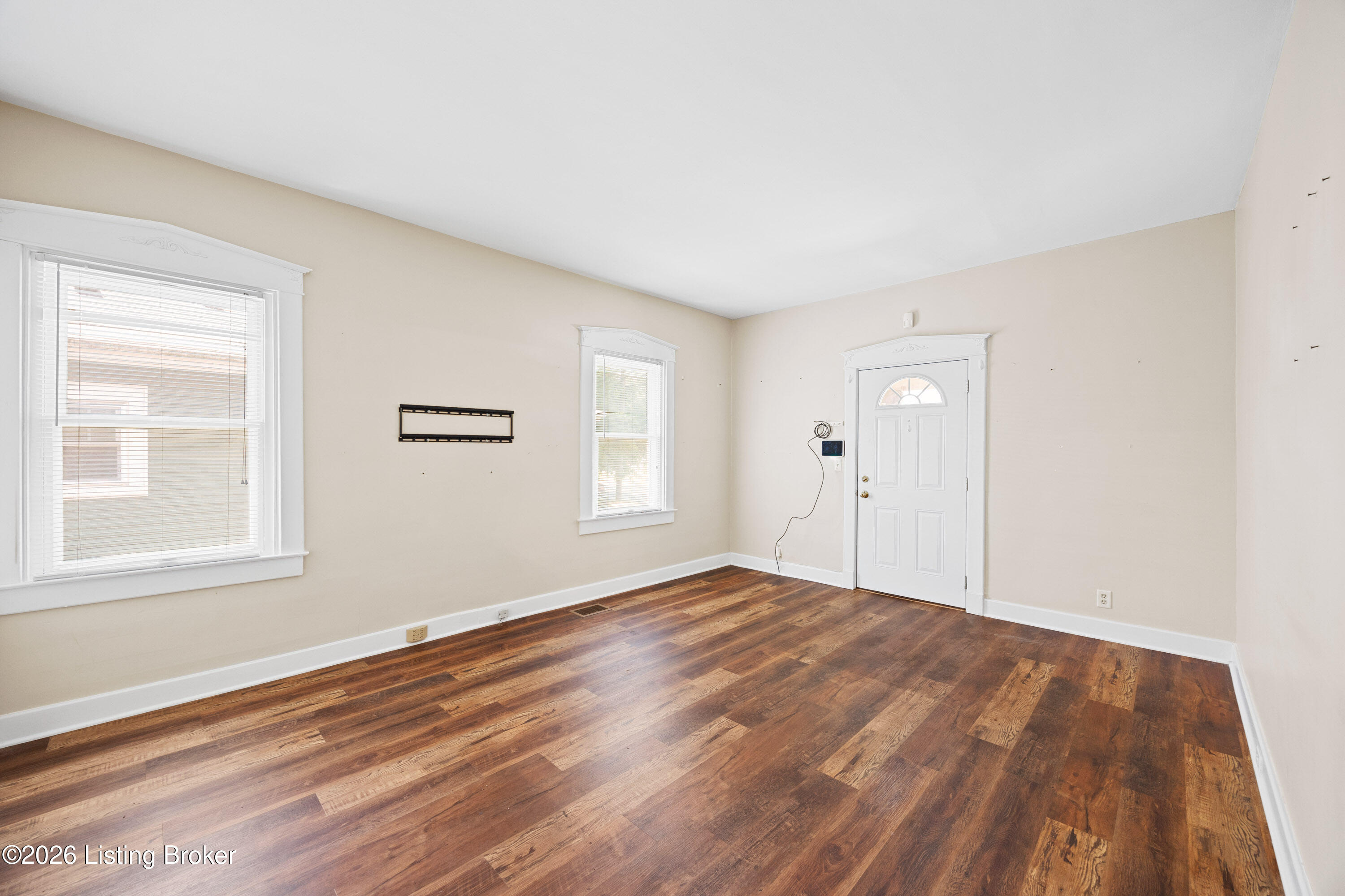 830 Clarks Ln