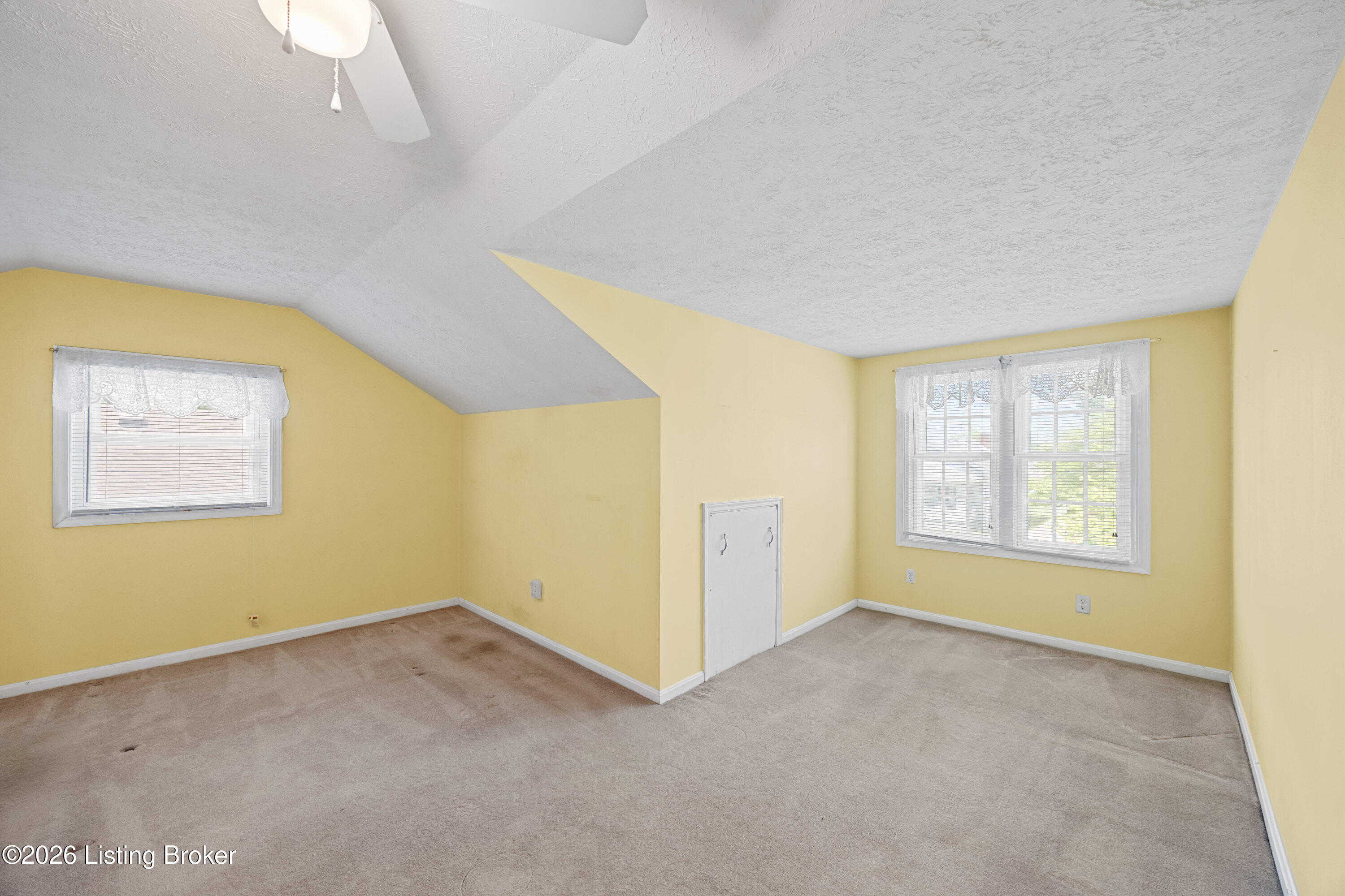 830 Clarks Ln