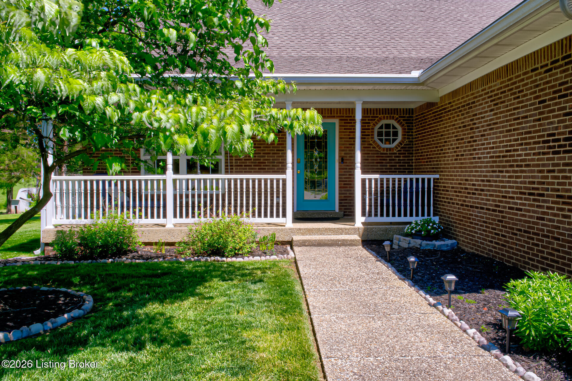 580 Catalpa Ln