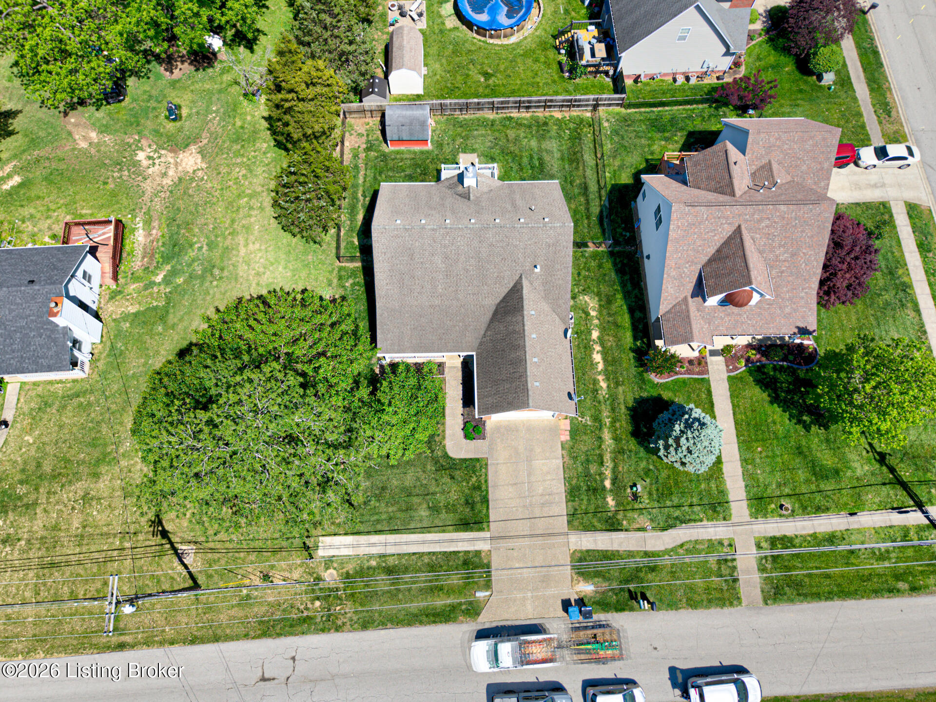 580 Catalpa Ln