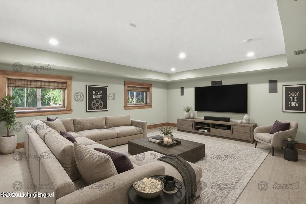2119 Kenilworth Pl