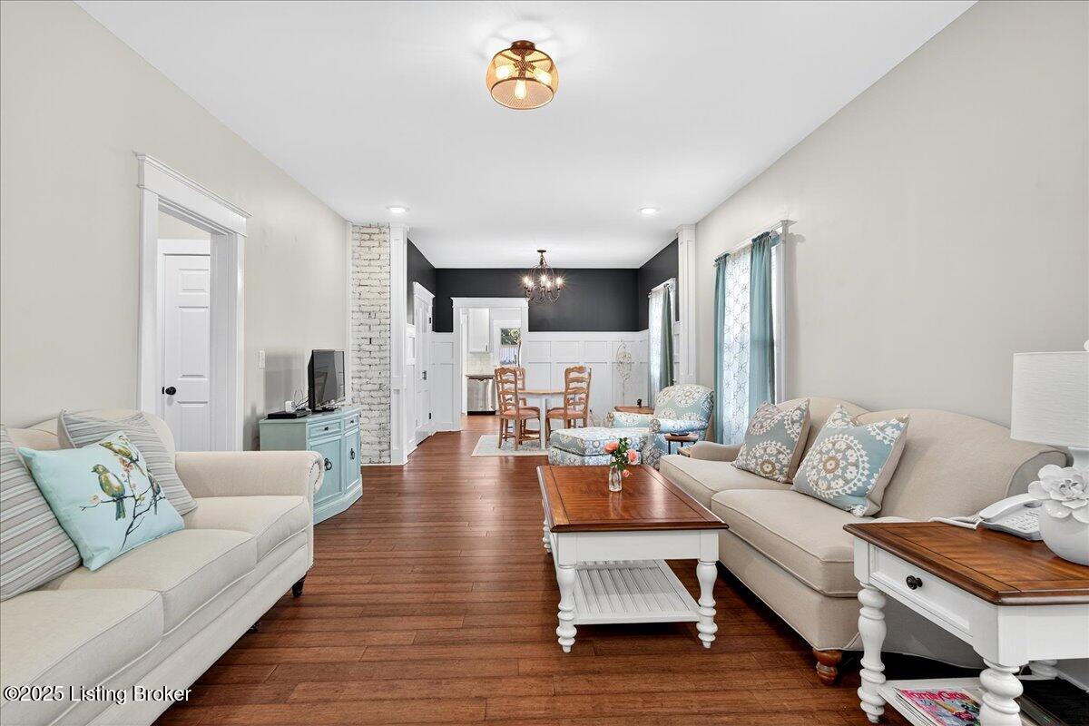218 Cornell Pl