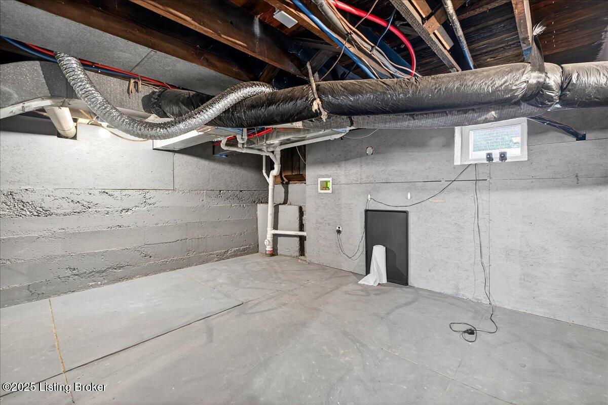 218 Cornell Pl