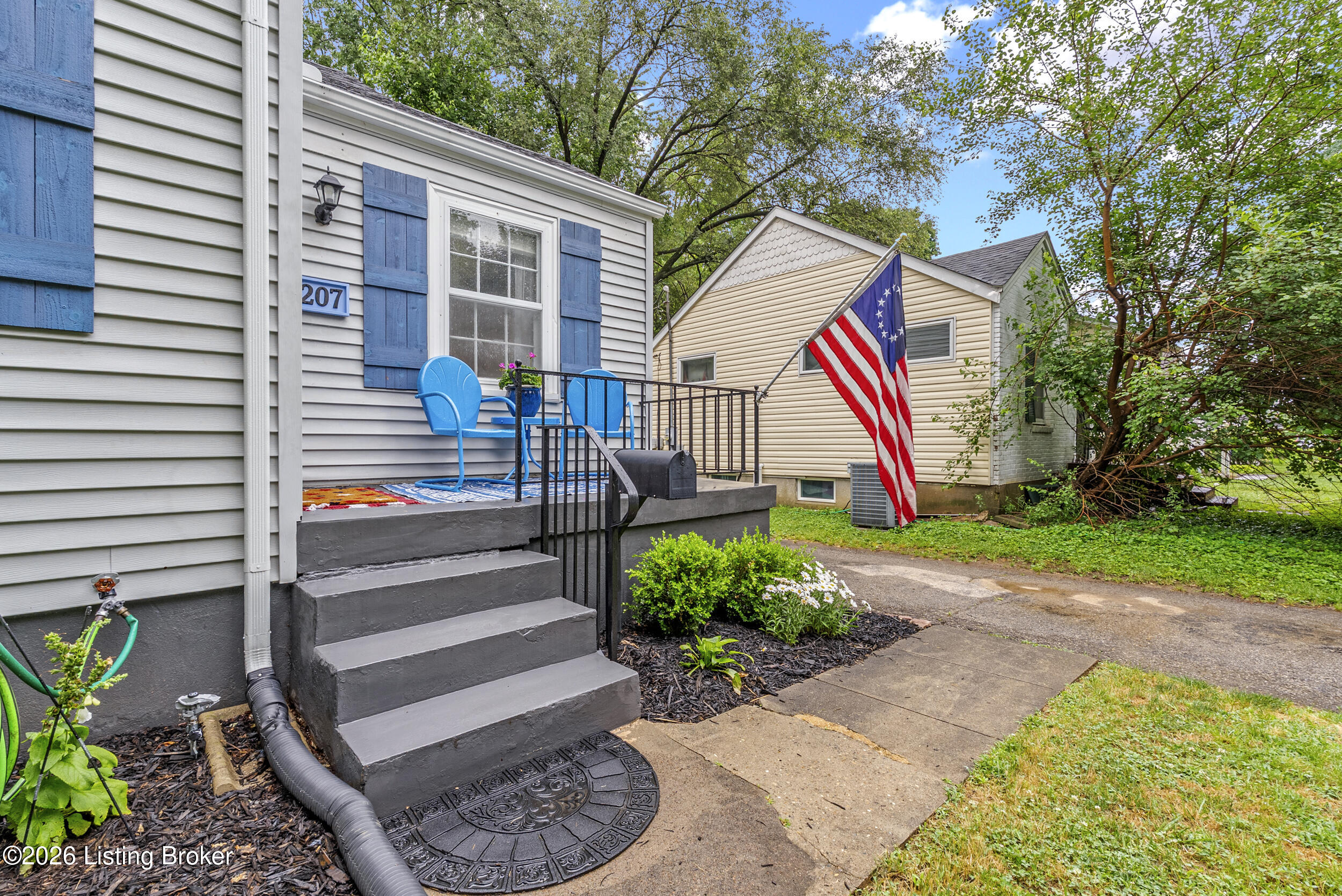 207 Bonner Ave
