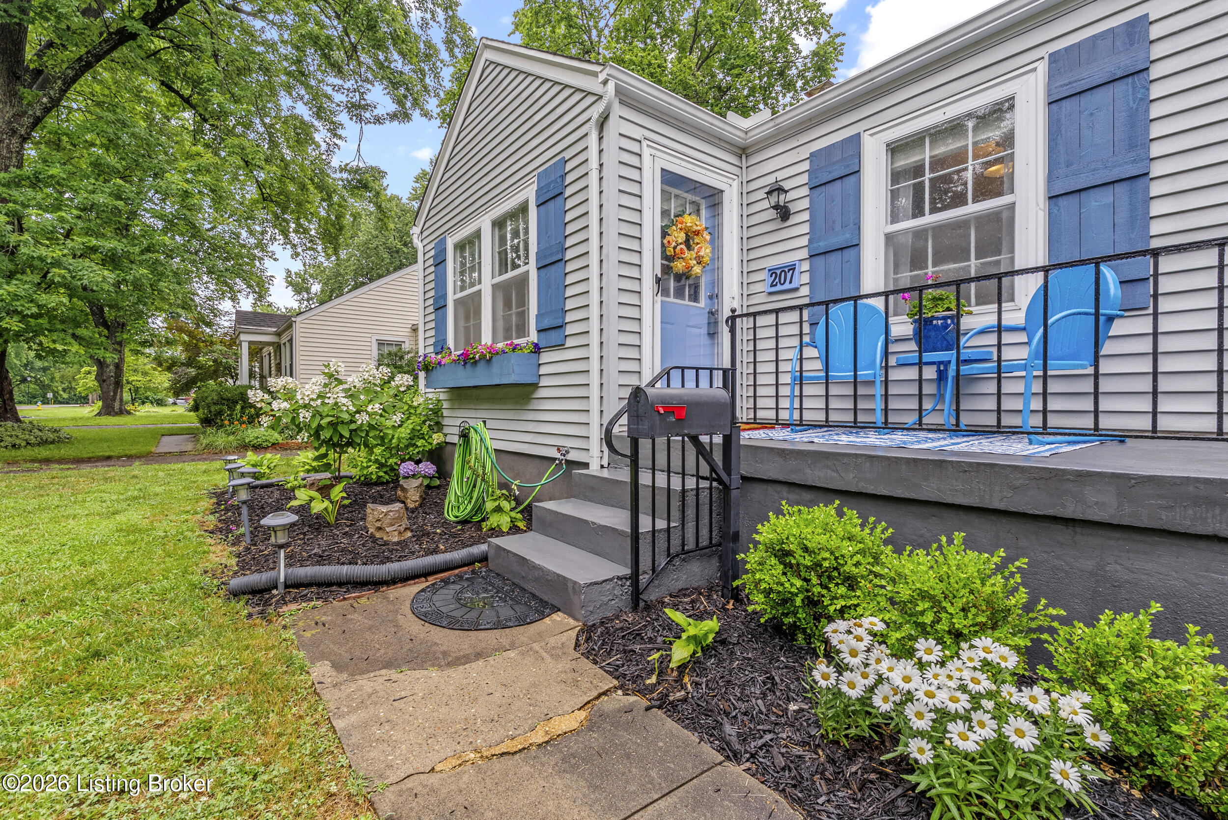 207 Bonner Ave